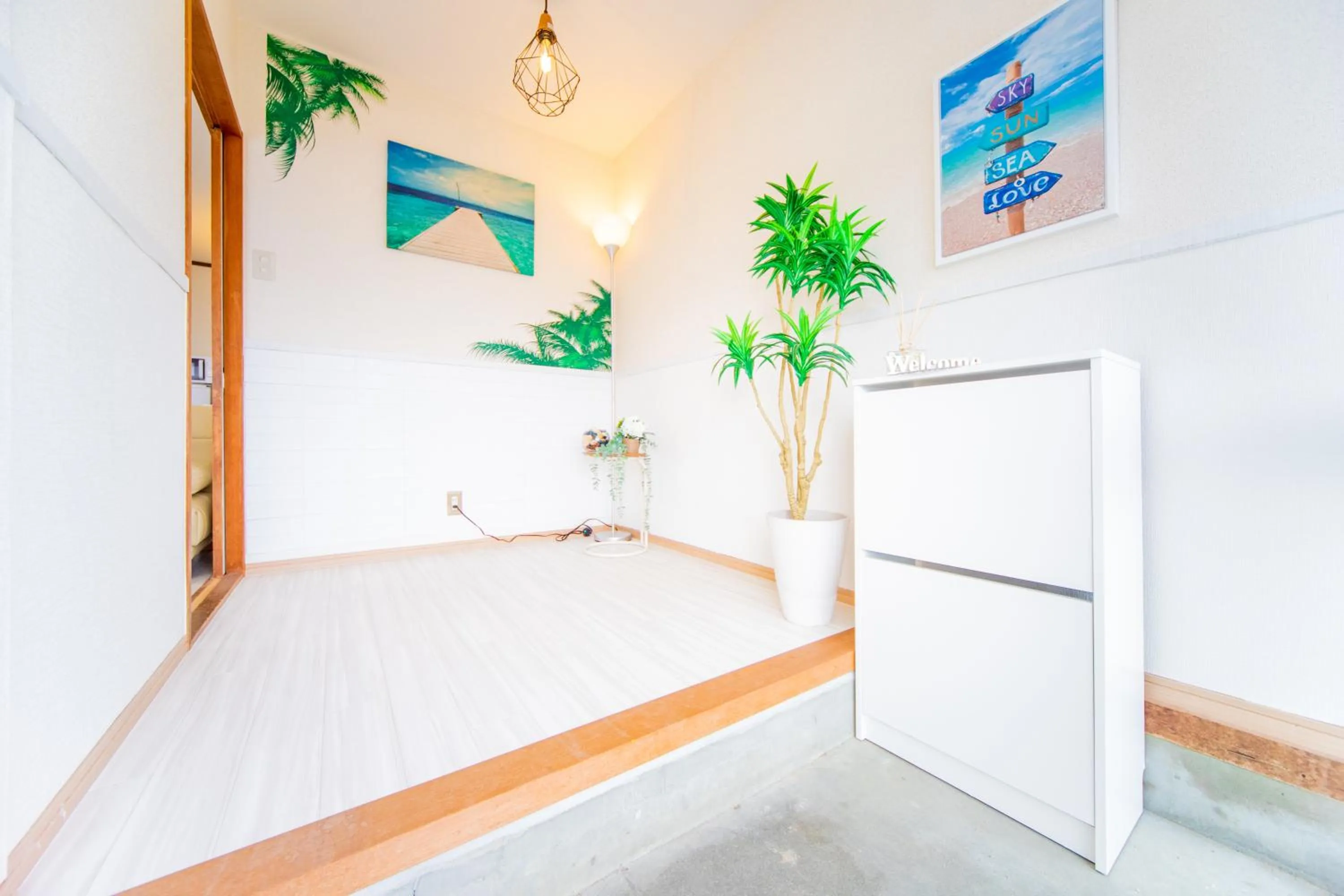 Awaji Central House in Kusumoto