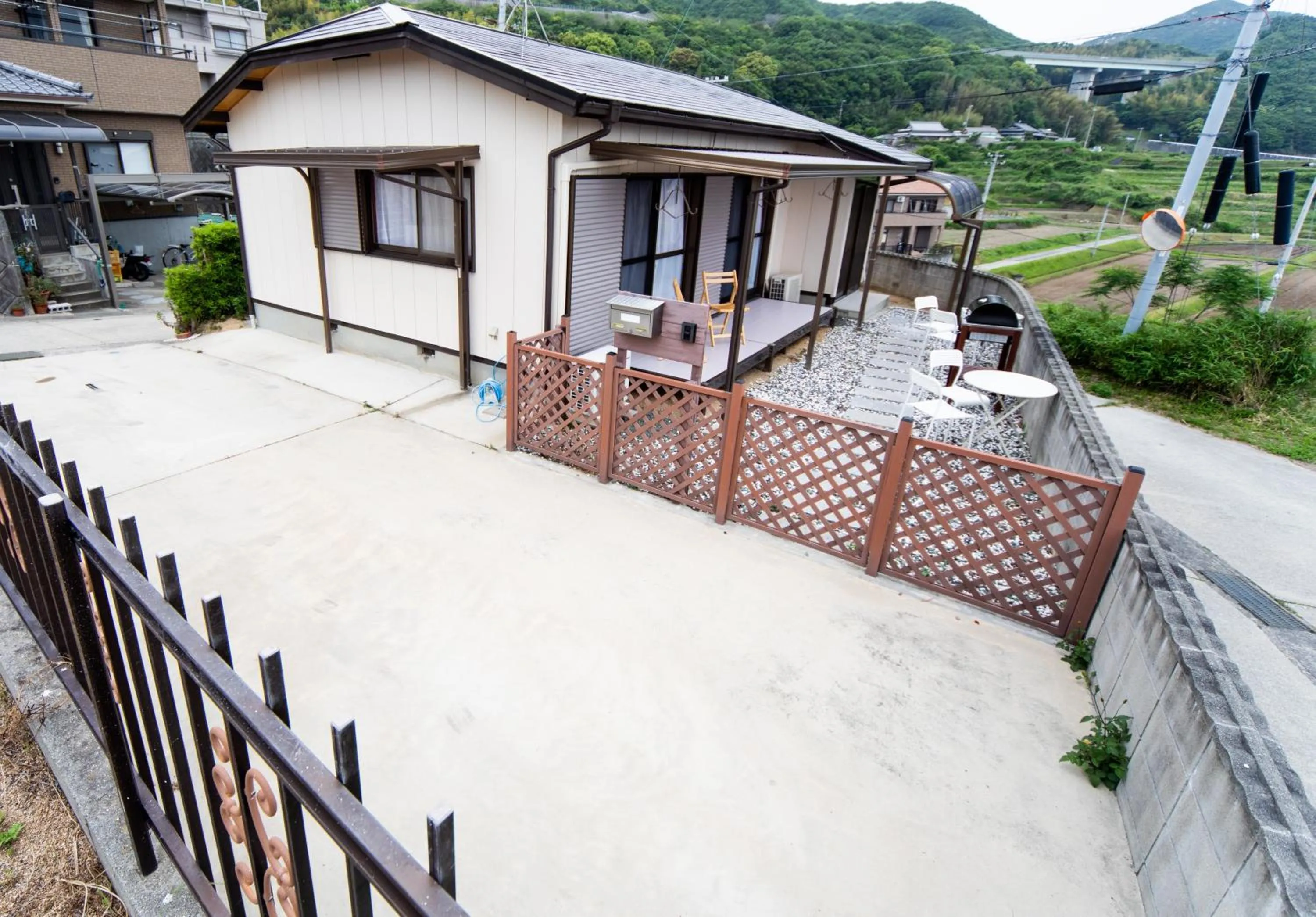 Property building in Awaji Central House in Kusumoto