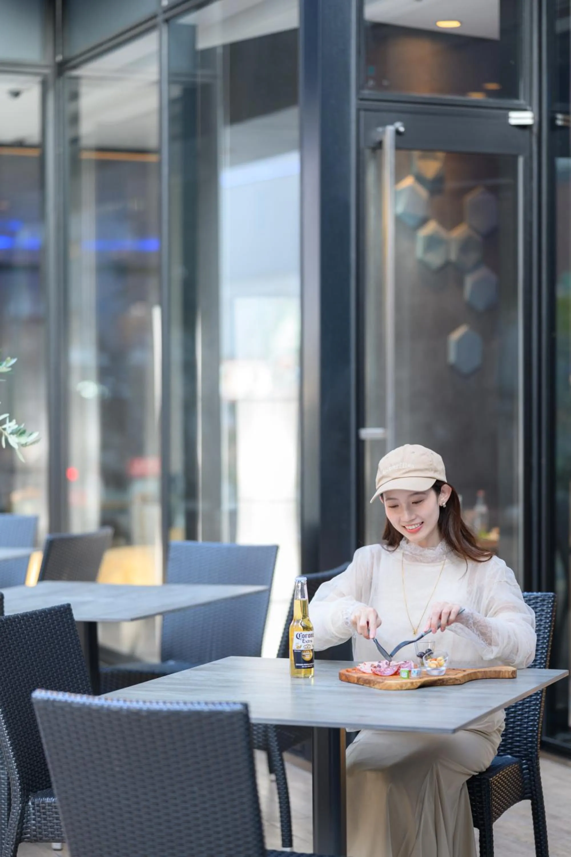 Lounge or bar in The Royal Park Canvas - Kobe Sannomiya