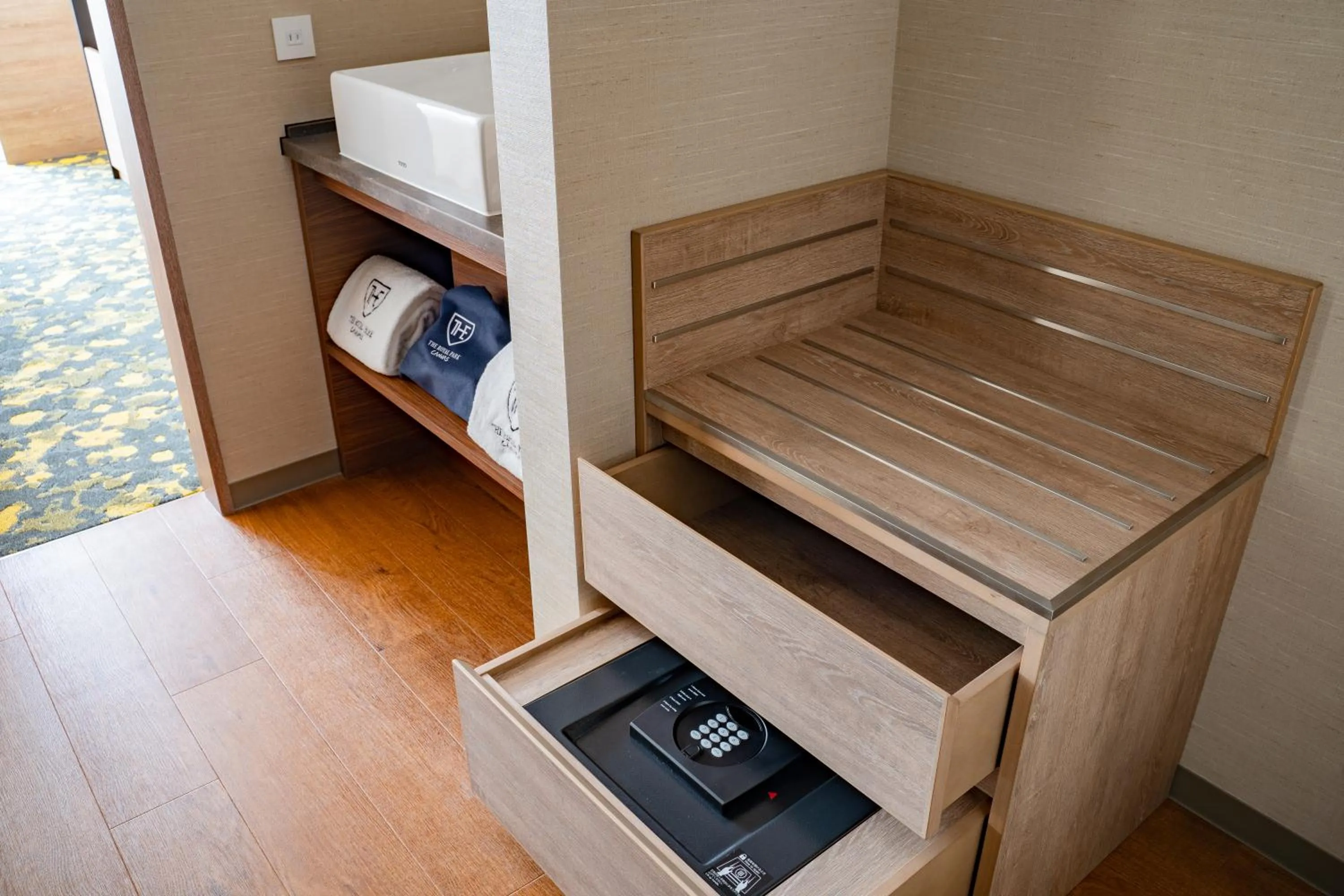 safe in The Royal Park Canvas - Kobe Sannomiya