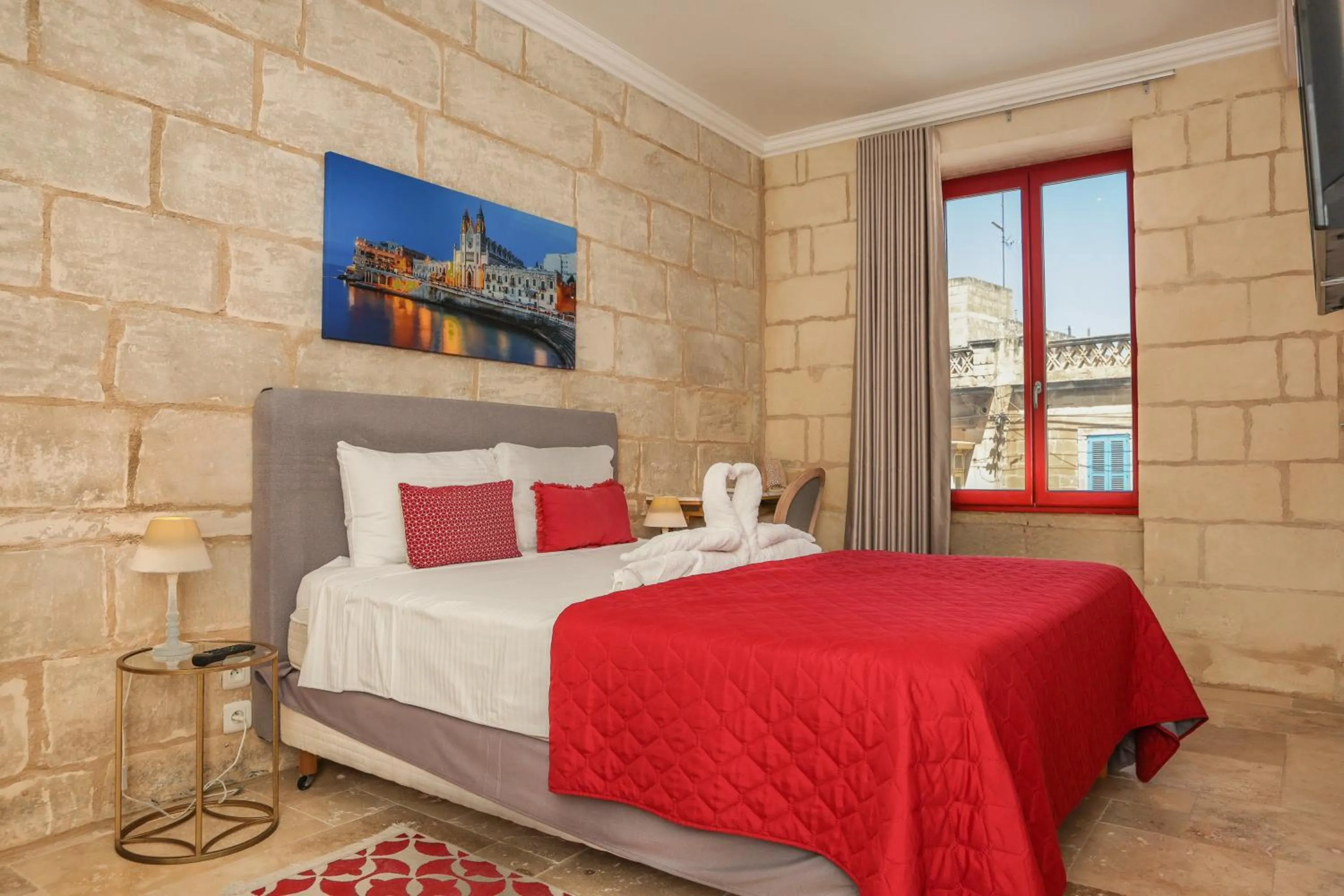 Bed in Palazzo Pisani Malta Boutique and SPA