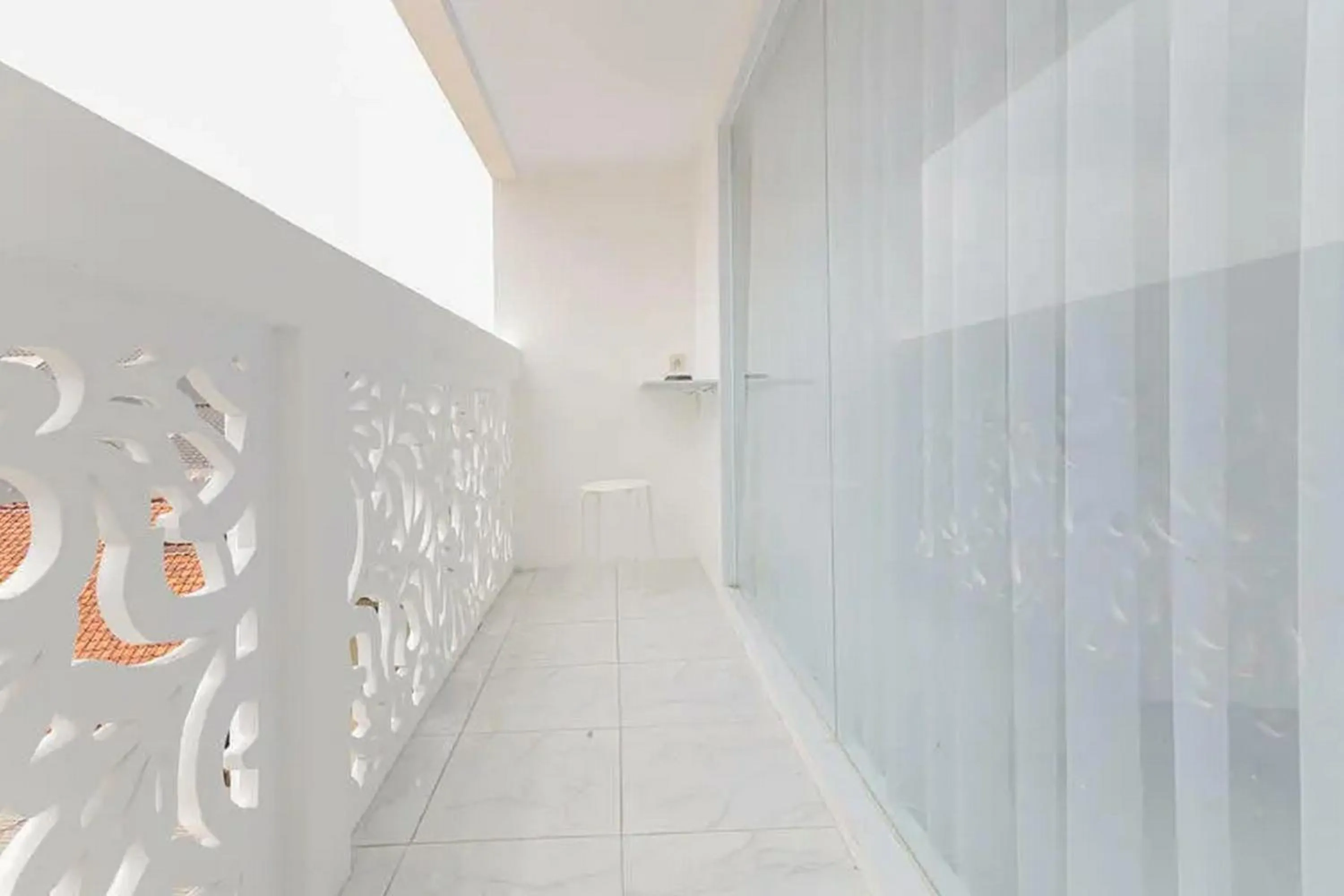 Balcony/Terrace in KoolKost Syariah near Bintaro Jaya Xchange