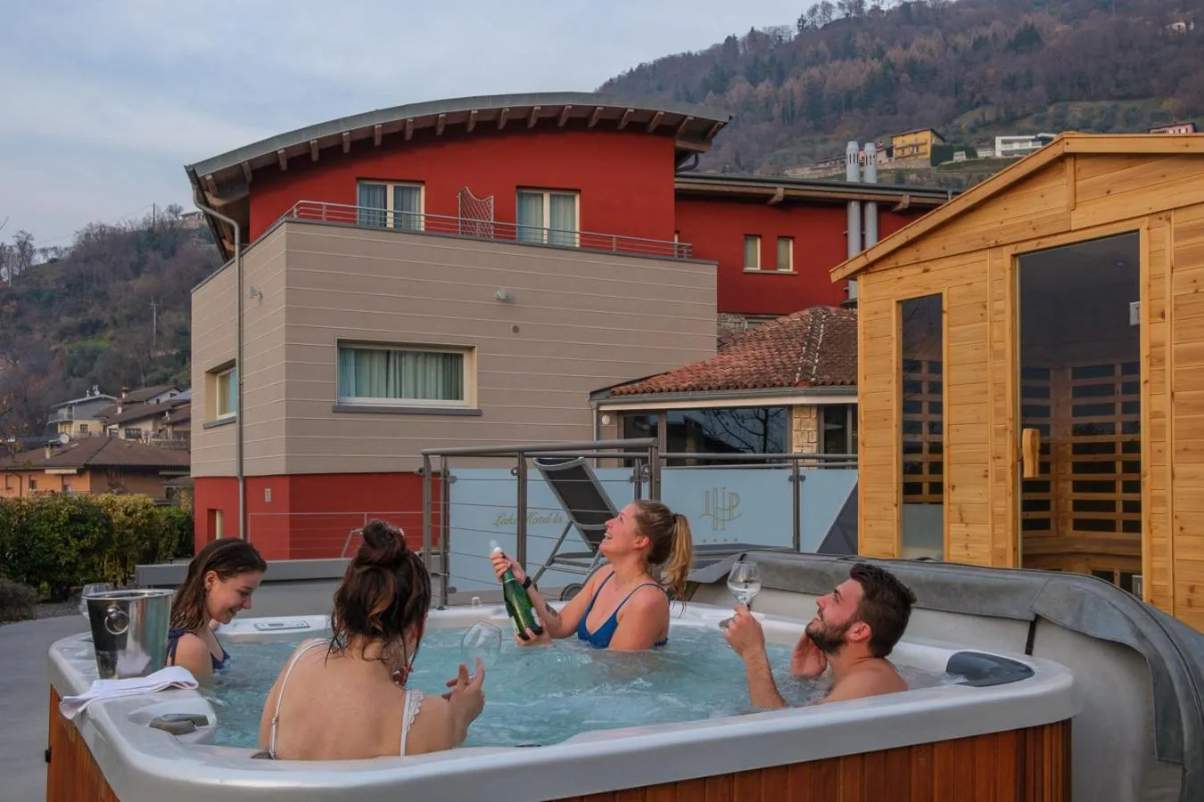 Sauna in Lake Hotel La Pieve