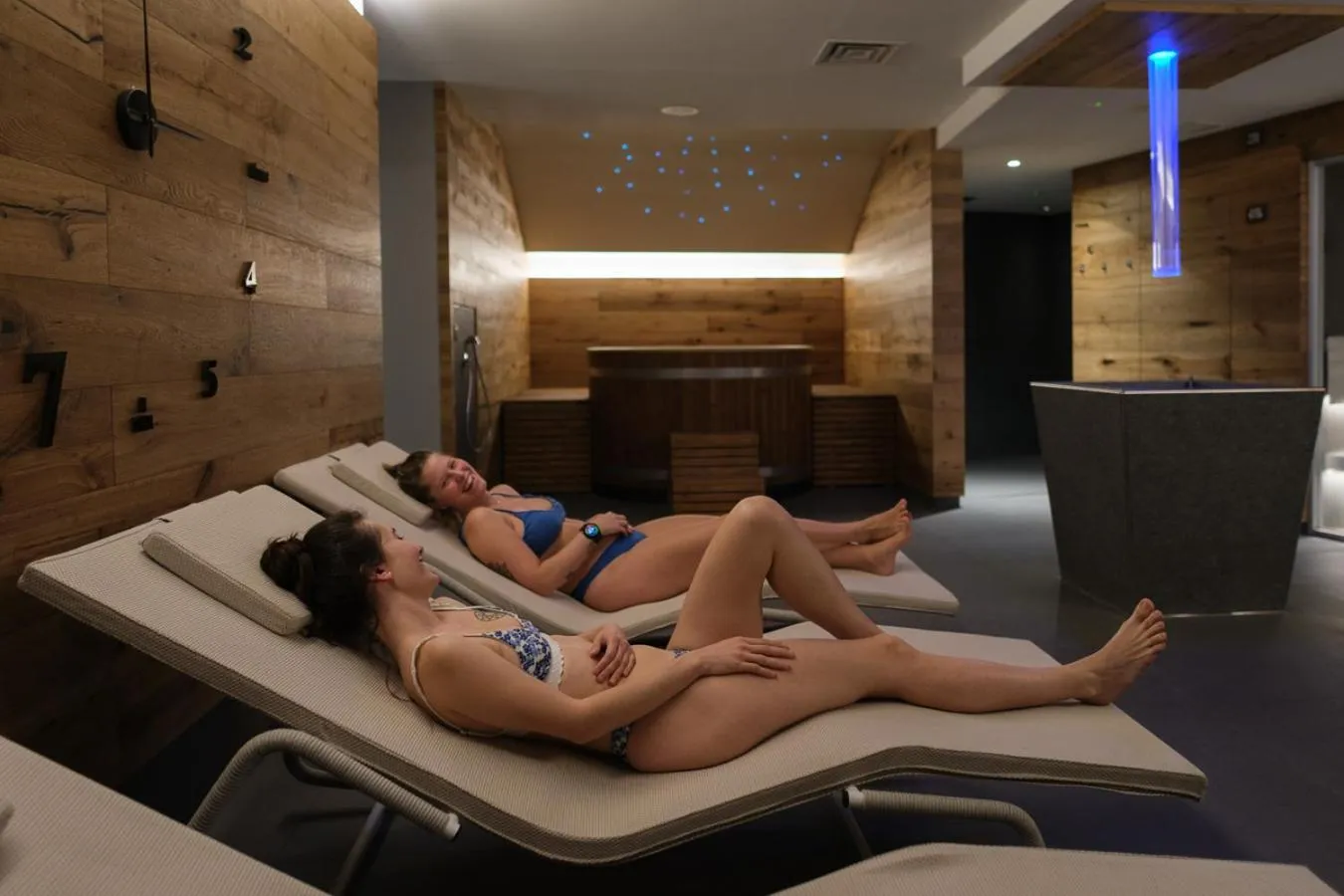 Sauna in Lake Hotel La Pieve