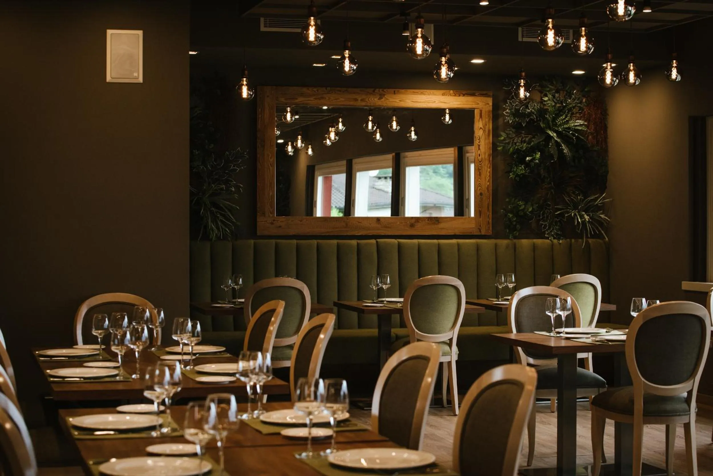 Restaurant/places to eat in Lake Hotel La Pieve