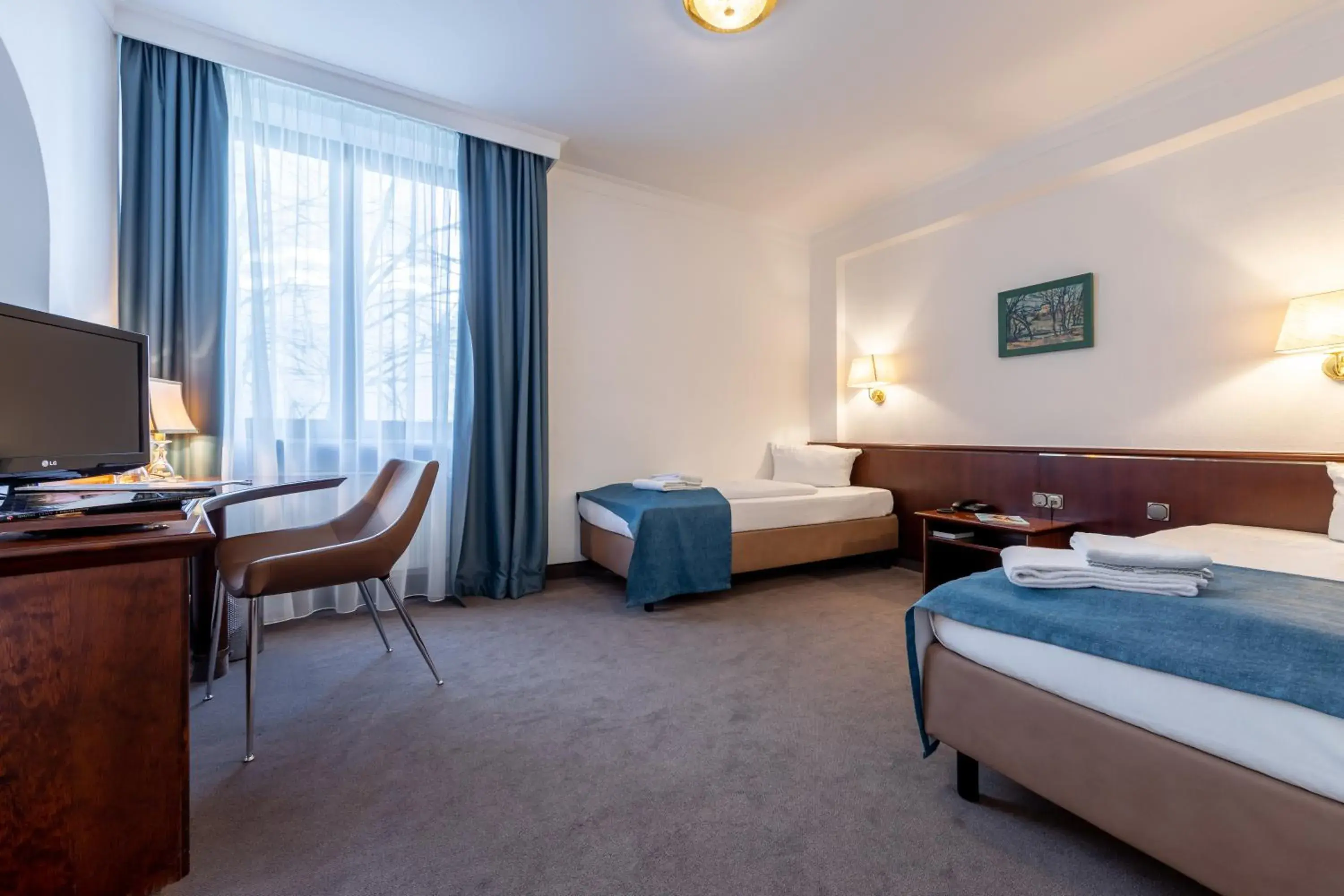 Bedroom, Bed in Trip Inn Klee am Park Wiesbaden Bedroom, Bed in Trip Inn Klee am Park Wiesbaden