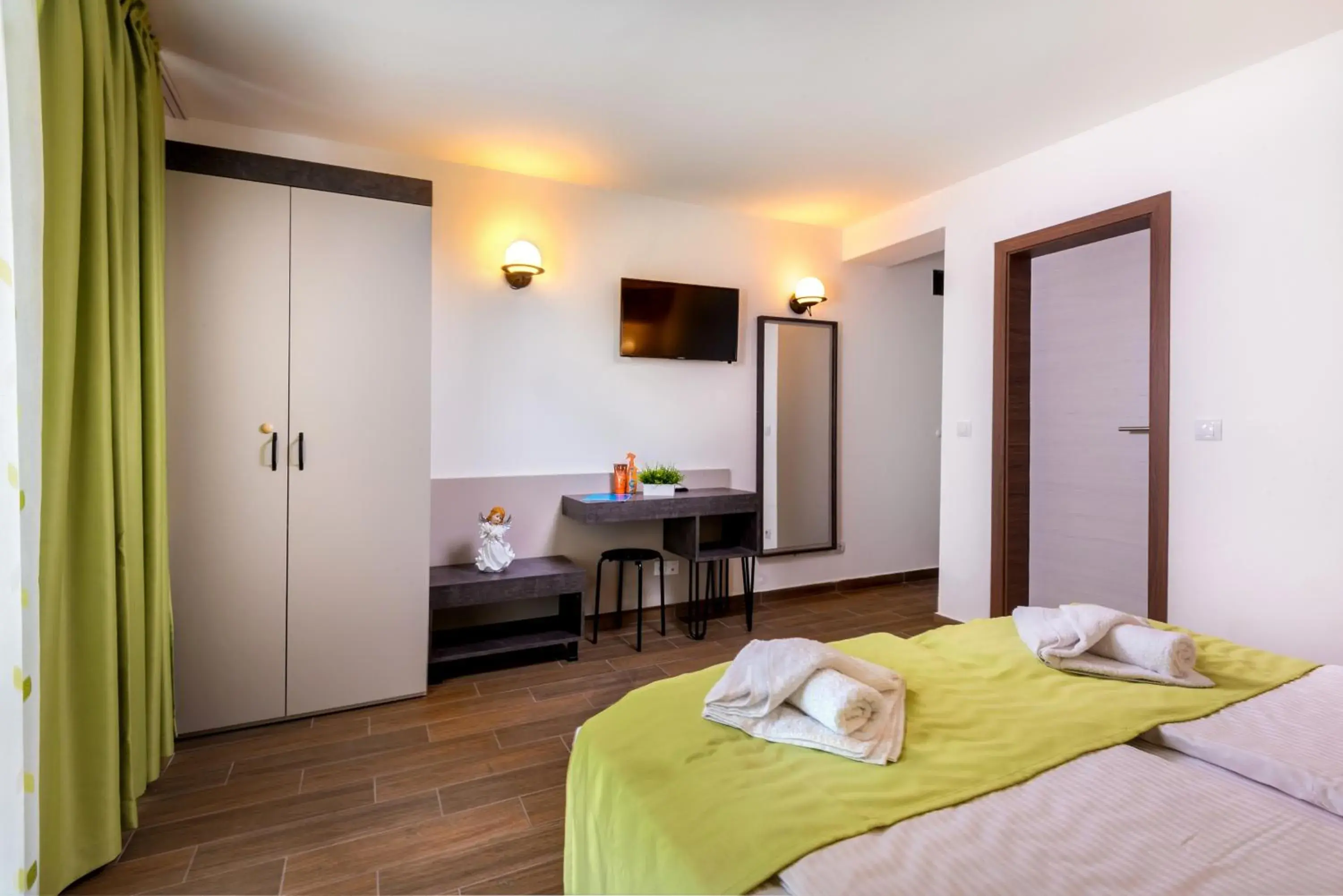 Panorama Blue Family Hotel and Free parking Panorama Blue Family Hotel and Free parking