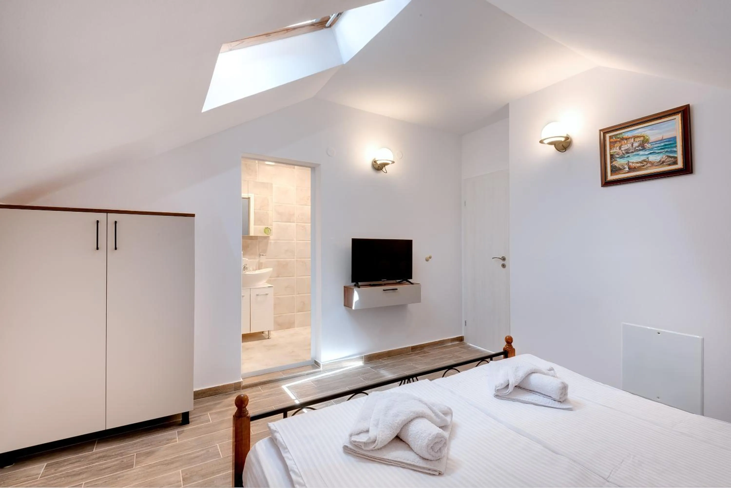 TV and multimedia, Bed in Panorama Blue Family Hotel and Free parking