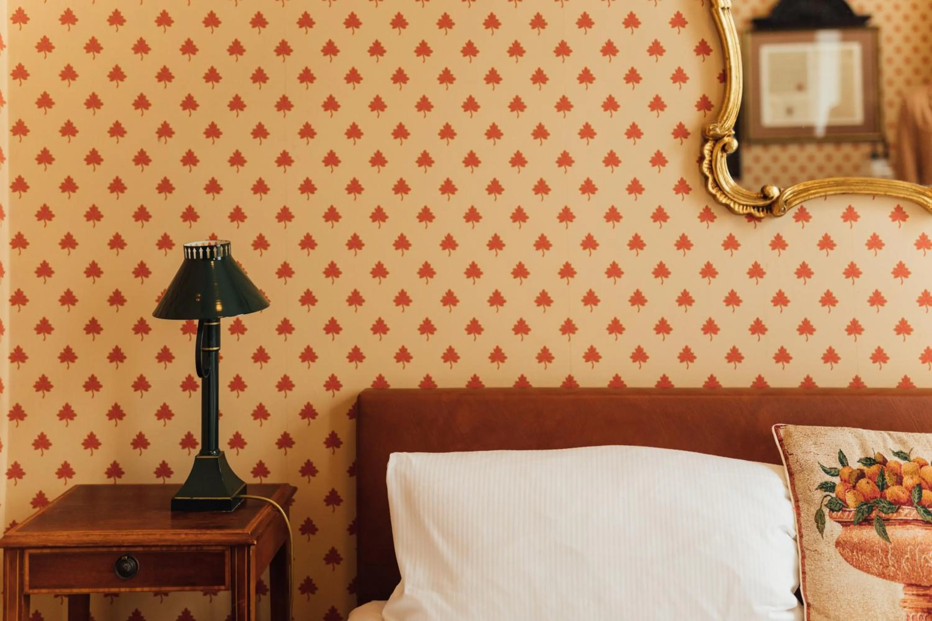 Decorative detail, Bed in Das Kleine Hotel in ruhiger Stadtlage