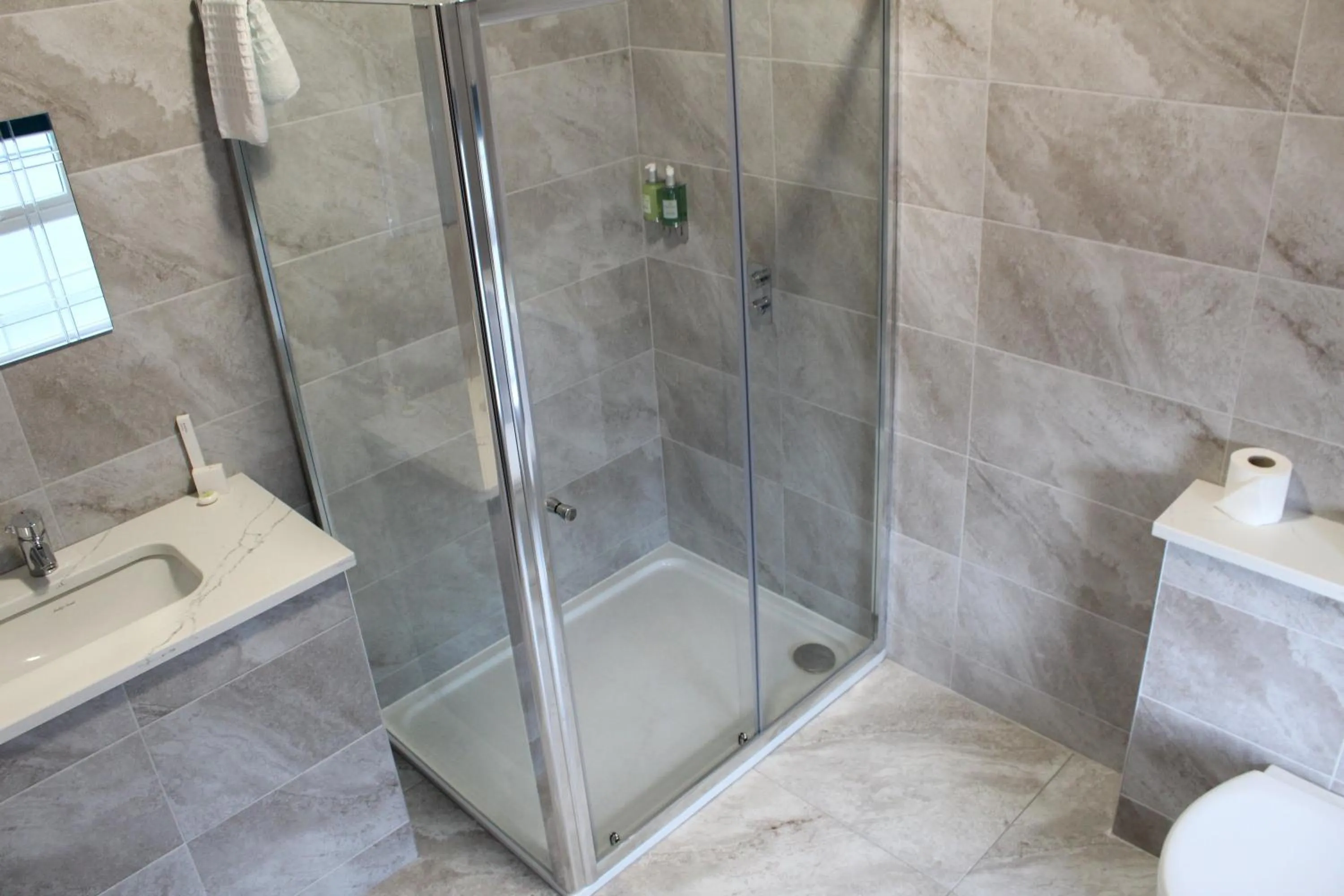 Bathroom in Joyce's Carndonagh Inishowen