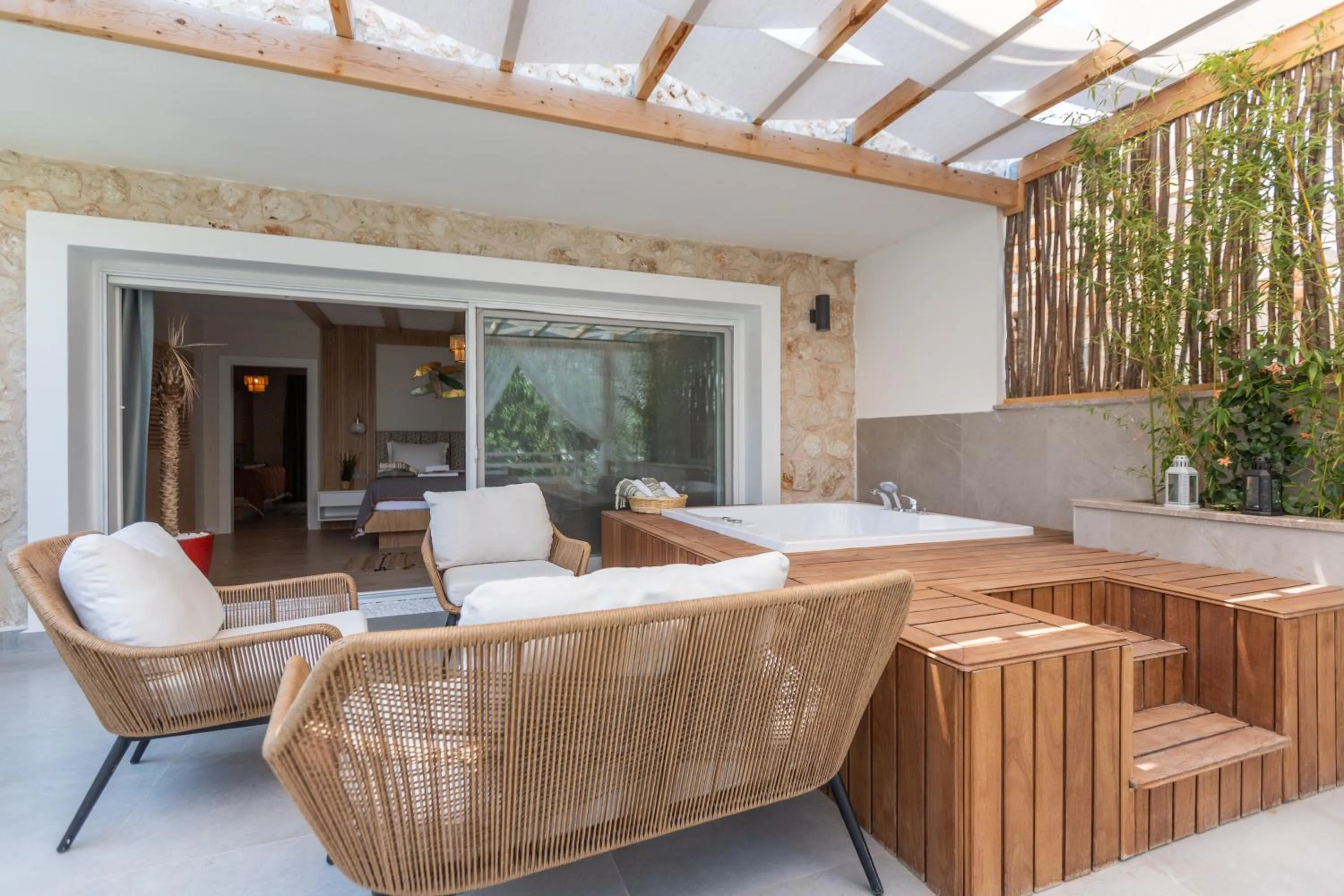 Hot Tub in Kalkan Saray Suites Hotel