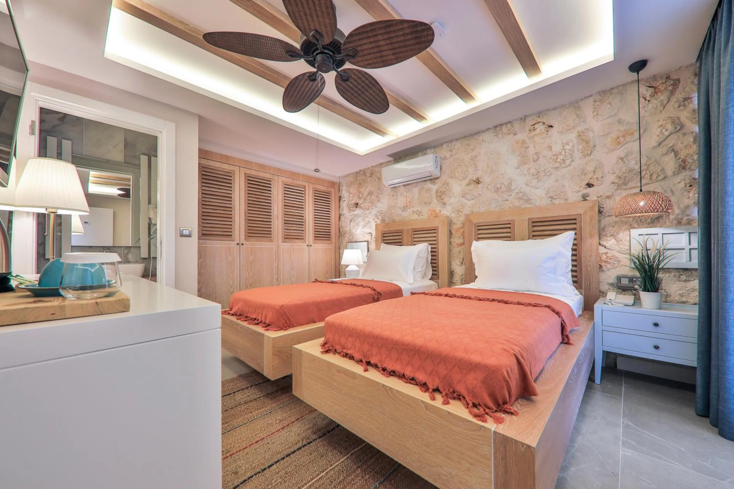 Bed in Kalkan Saray Suites Hotel