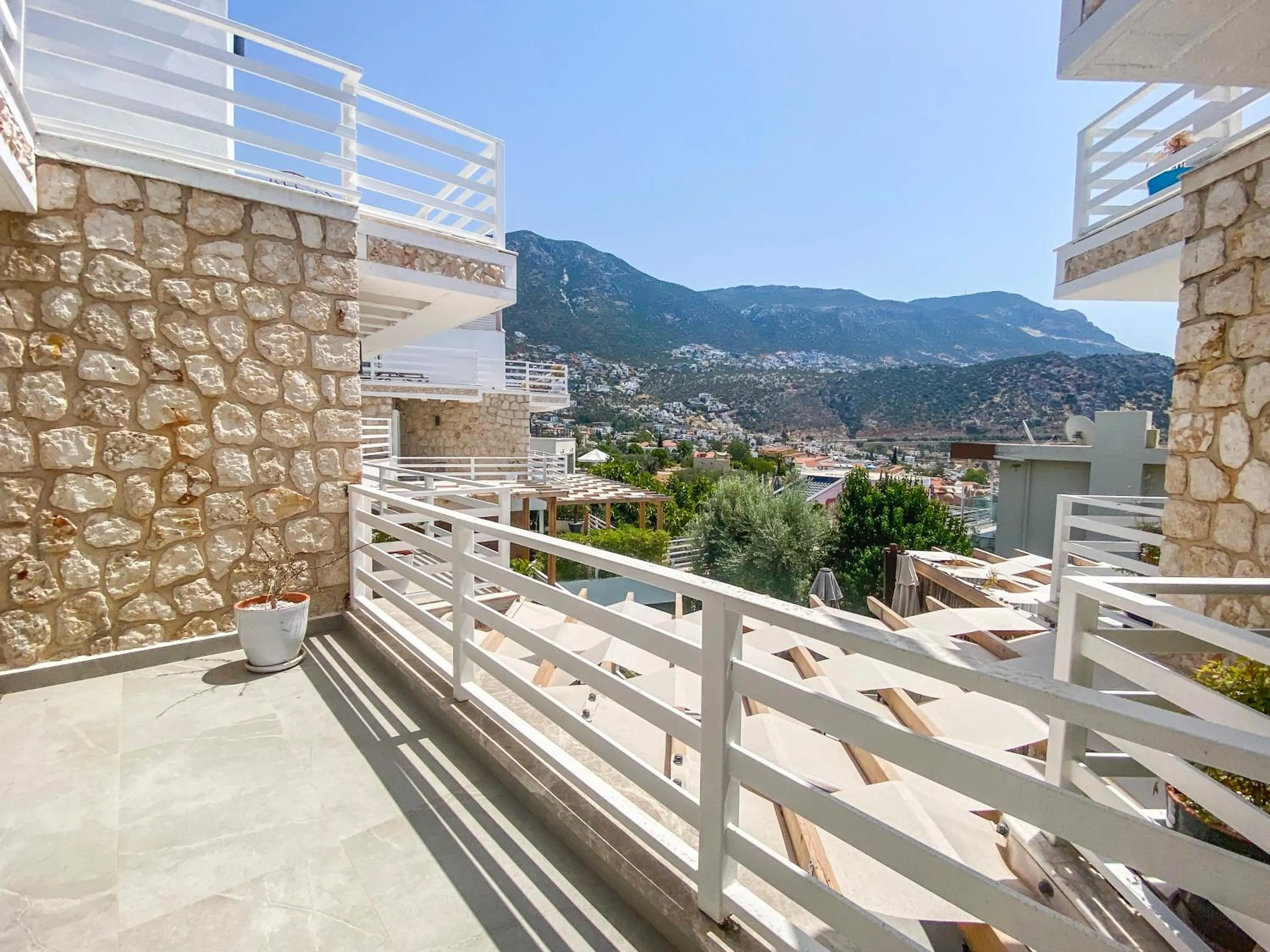 Balcony/Terrace in Kalkan Saray Suites Hotel