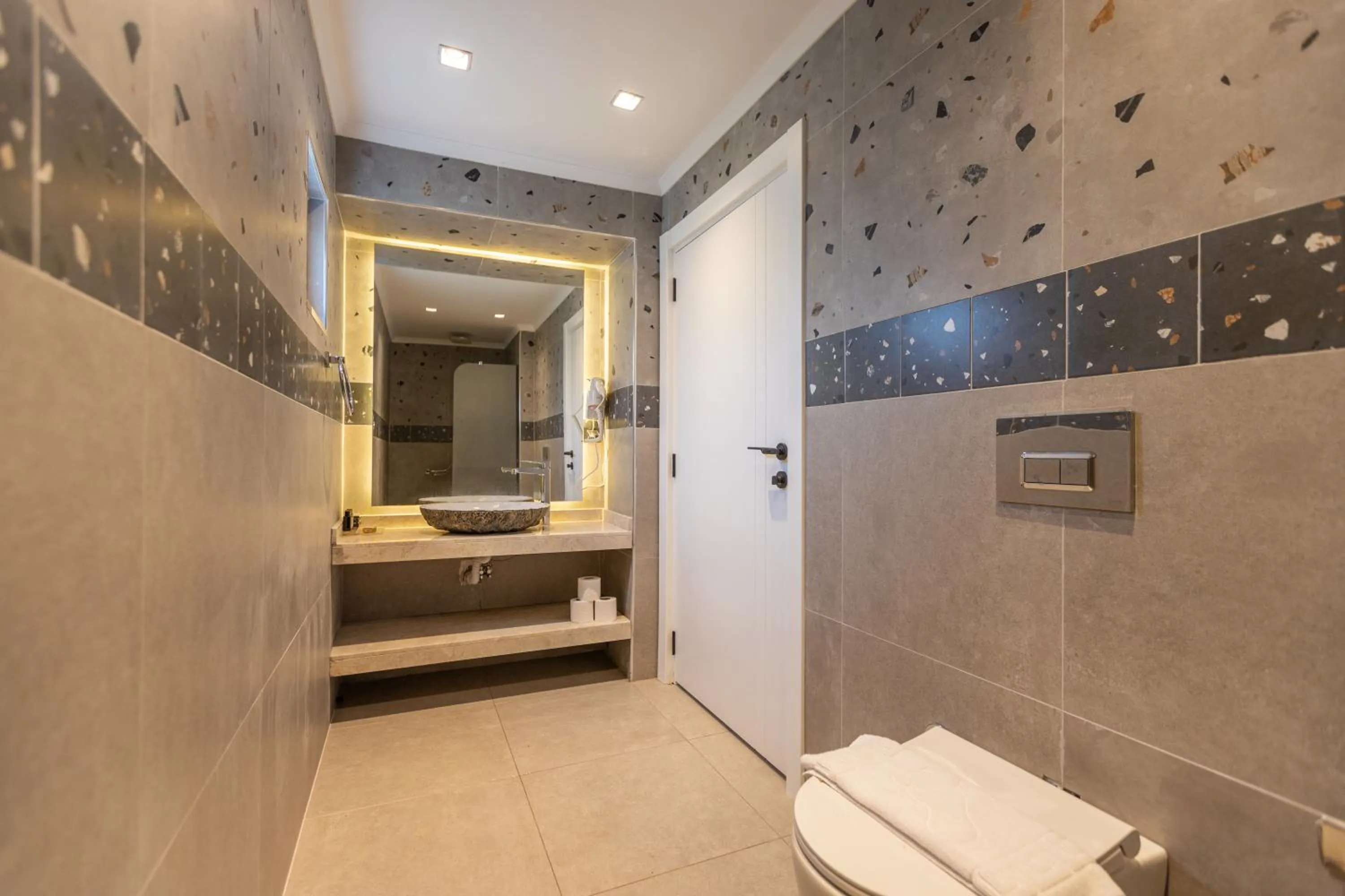 Shower in Kalkan Saray Suites Hotel