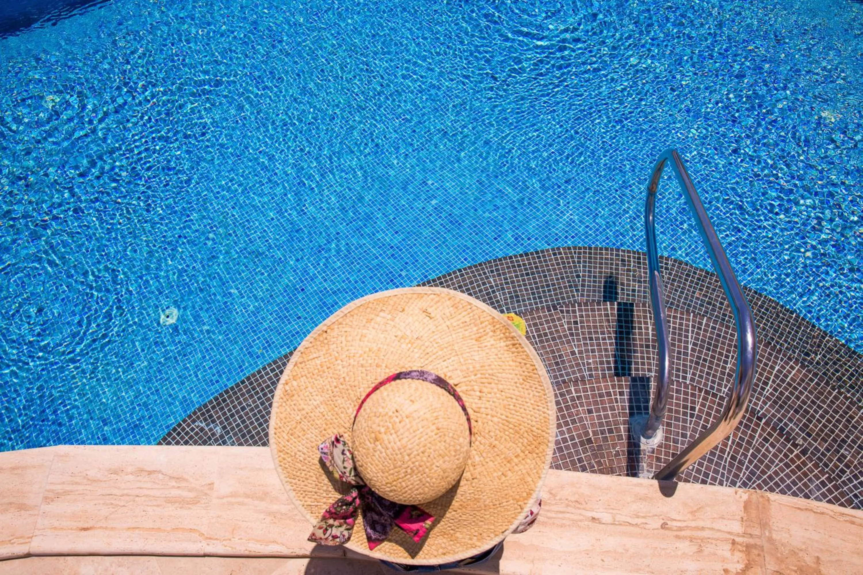 Swimming pool in Kalkan Saray Suites Hotel