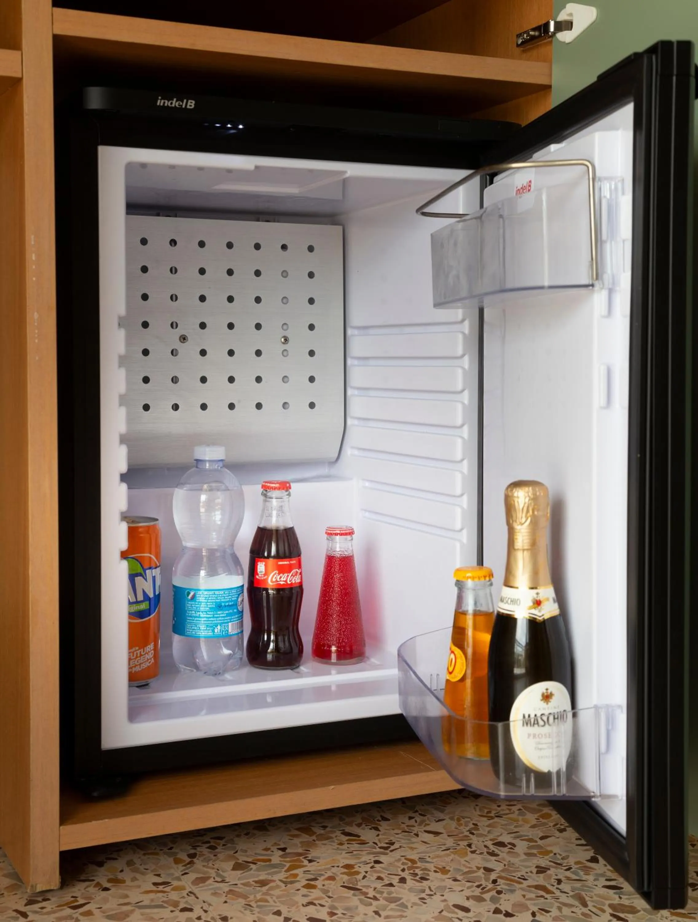 oven in Hotel Caravel B&B