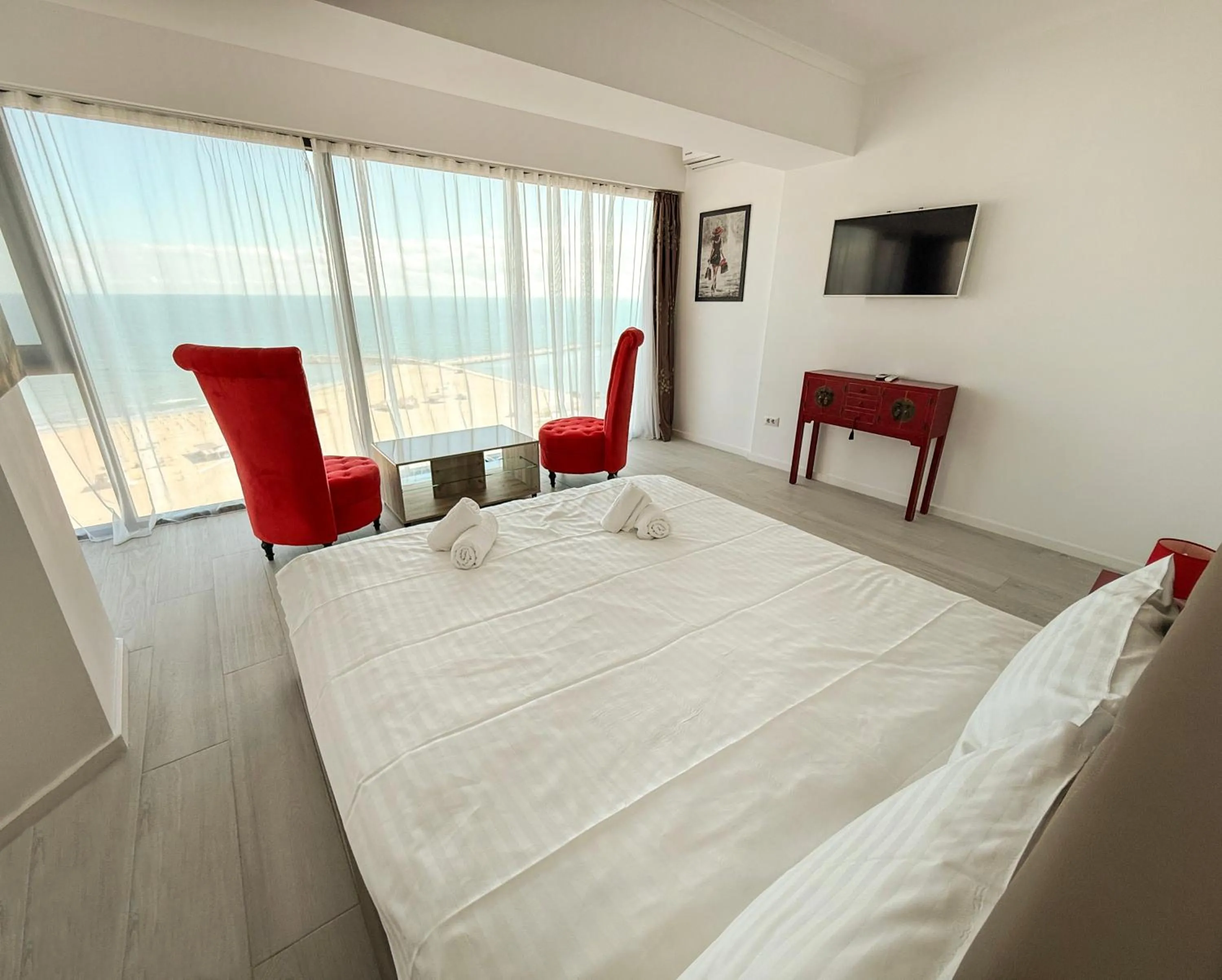 Bed in Maritimo ApartHotel