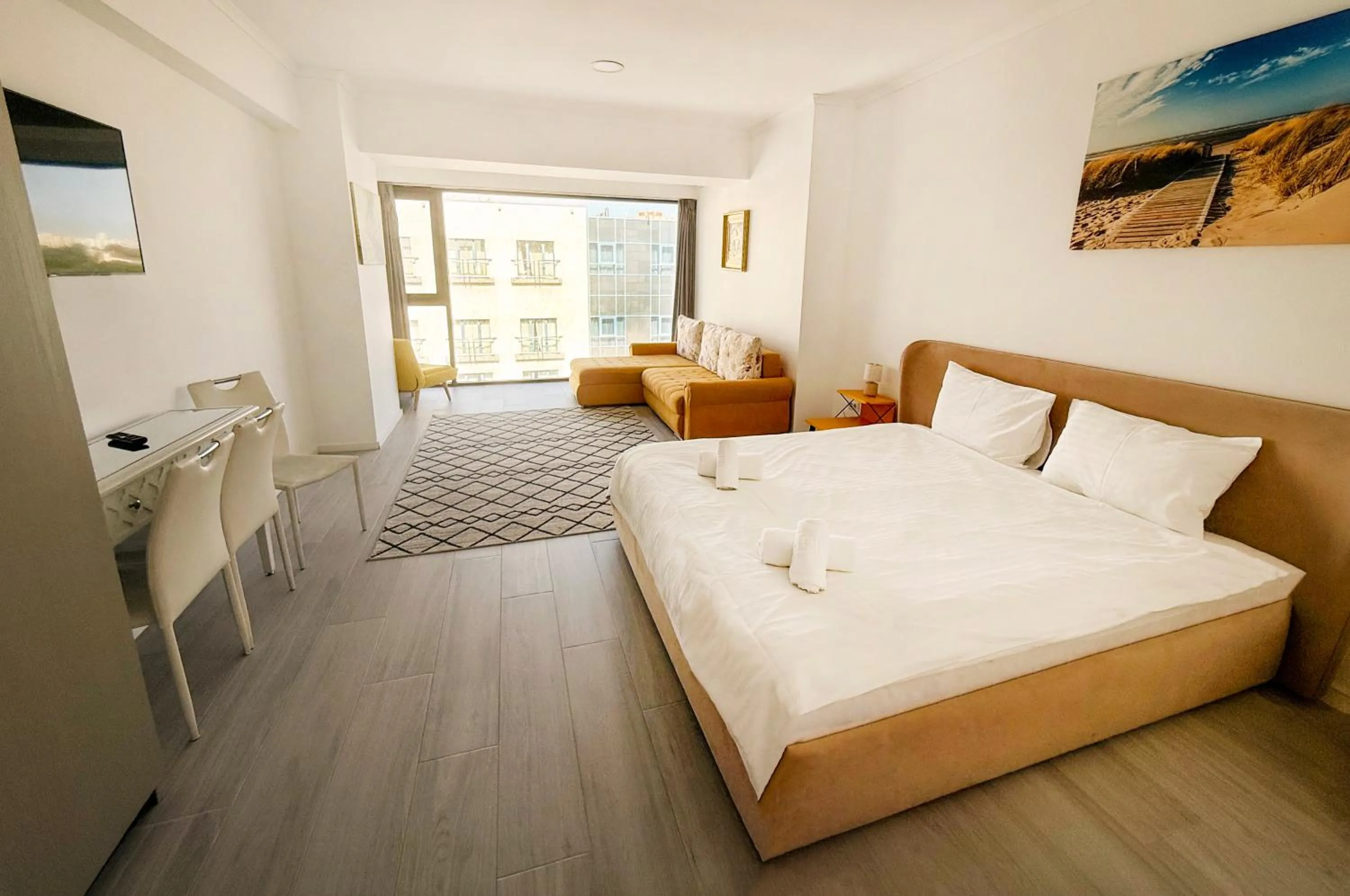 Photo of the whole room, Bed in Maritimo ApartHotel