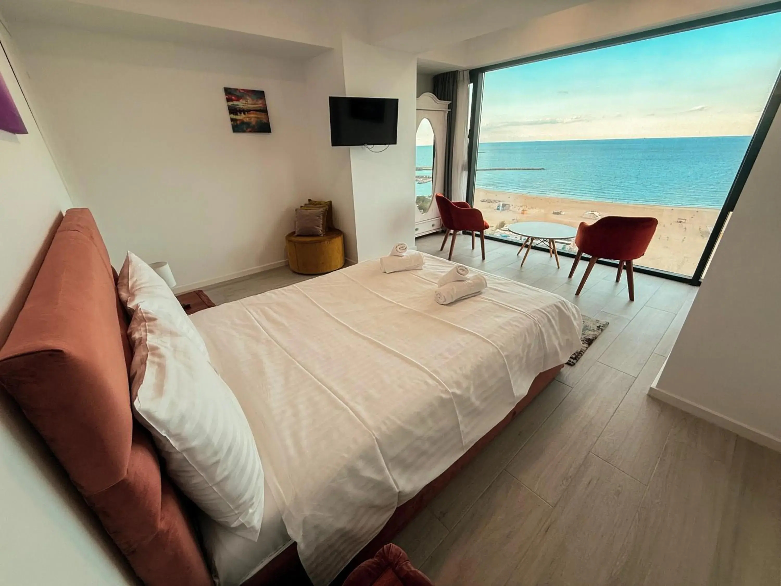 Bedroom, Bed in Maritimo ApartHotel Bedroom, Bed in Maritimo ApartHotel