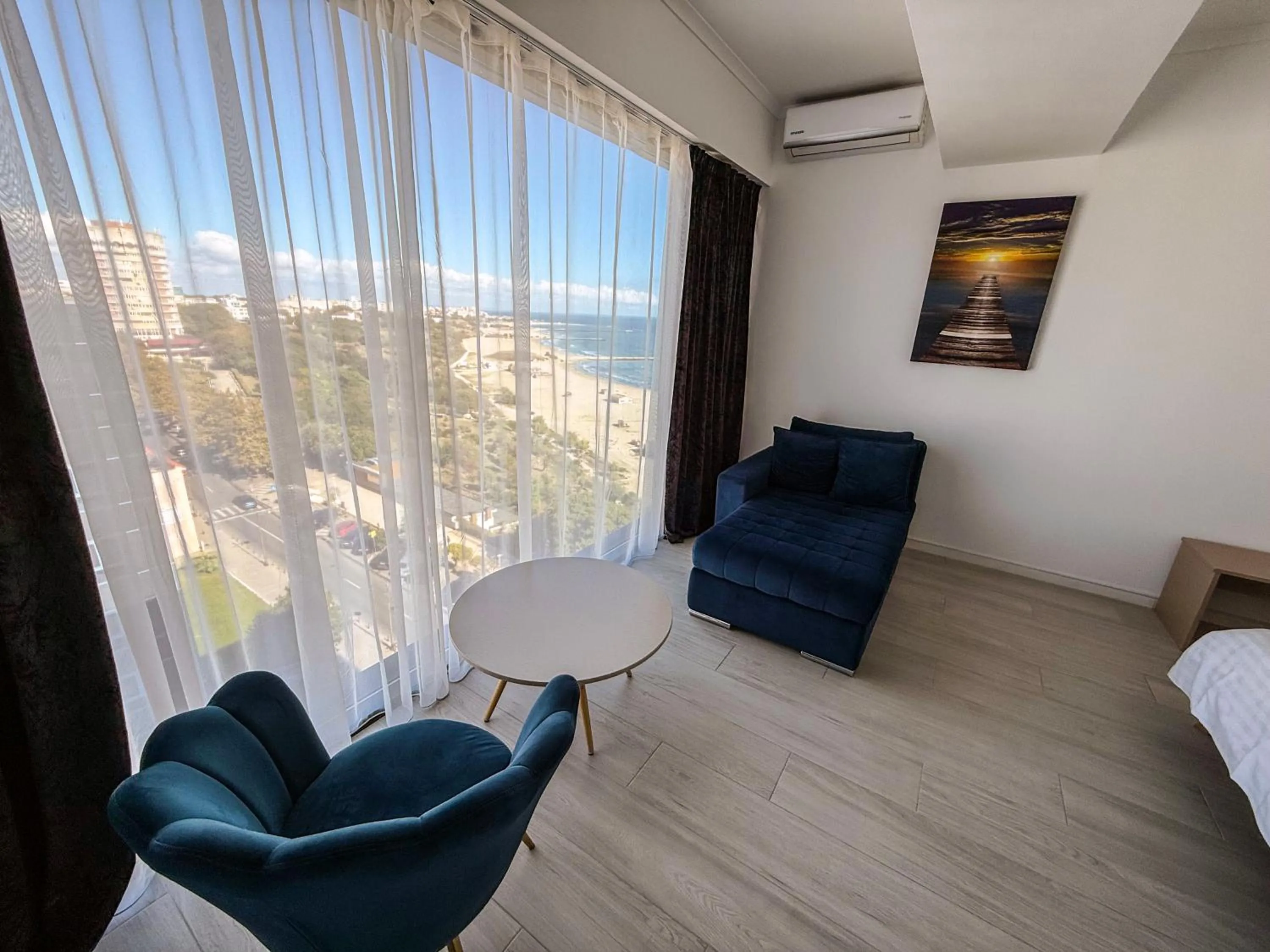 Bed in Maritimo ApartHotel