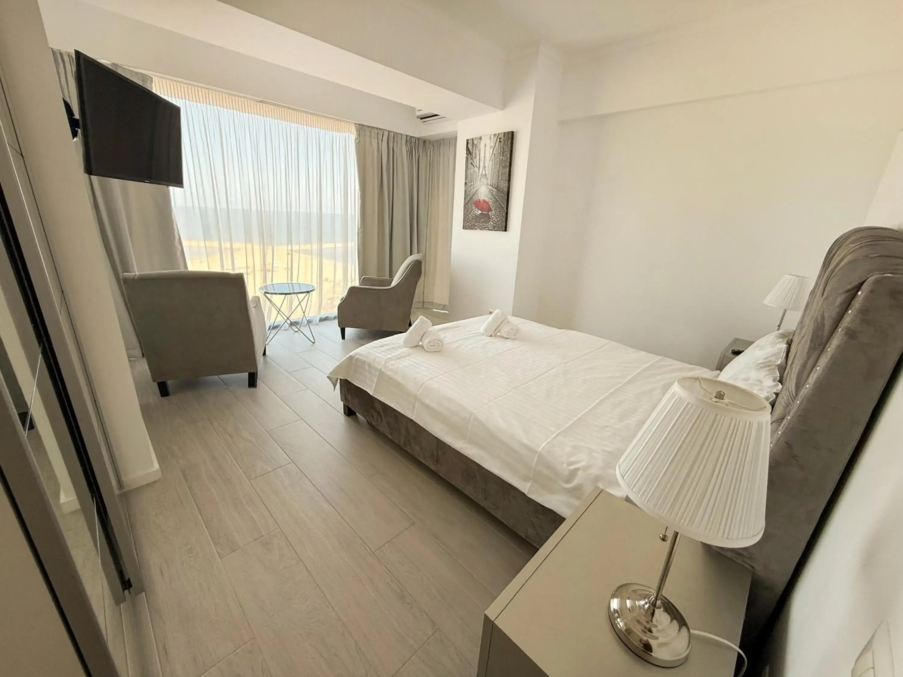 Bed in Maritimo ApartHotel Bed in Maritimo ApartHotel