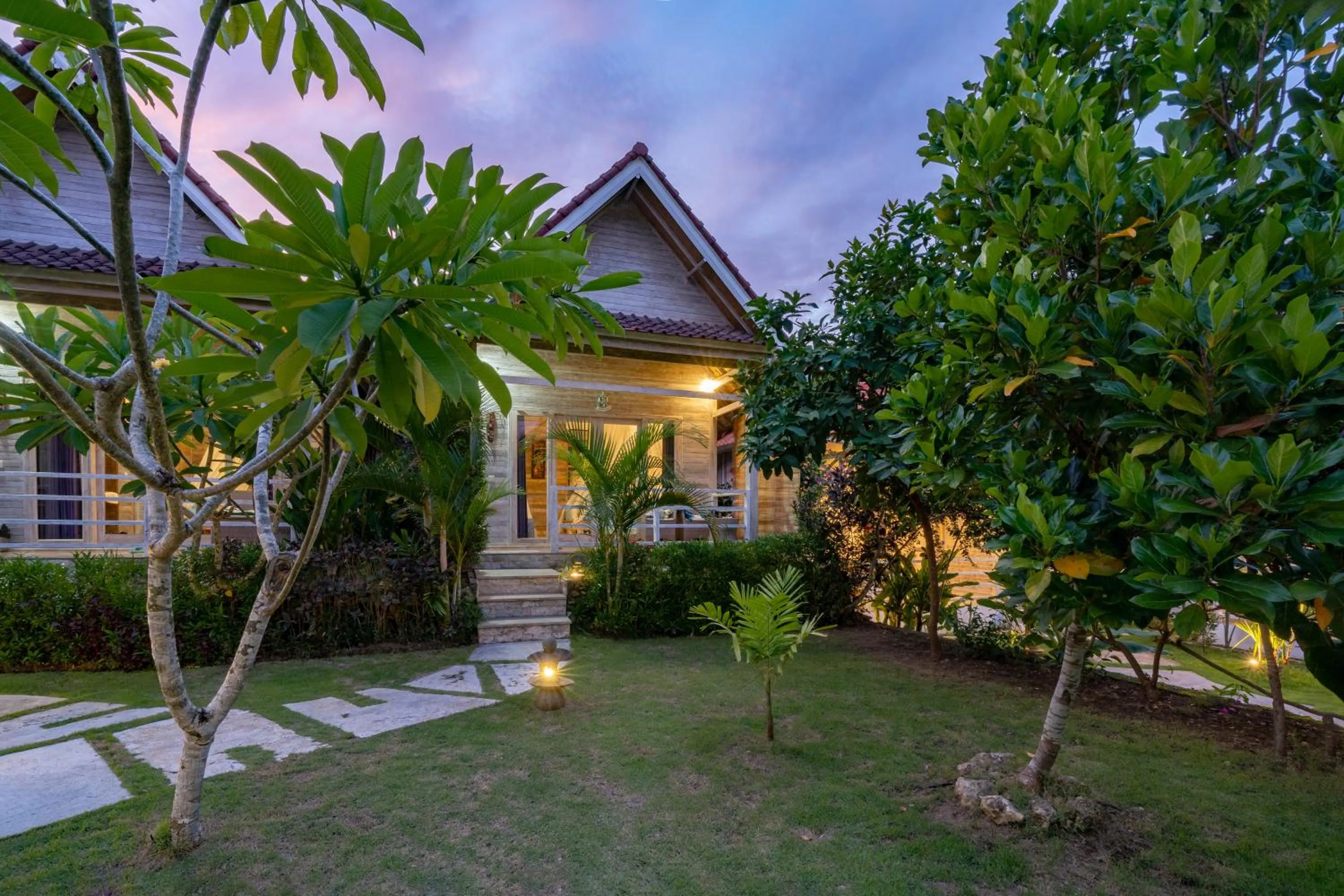 Property building in Le Biu garden View