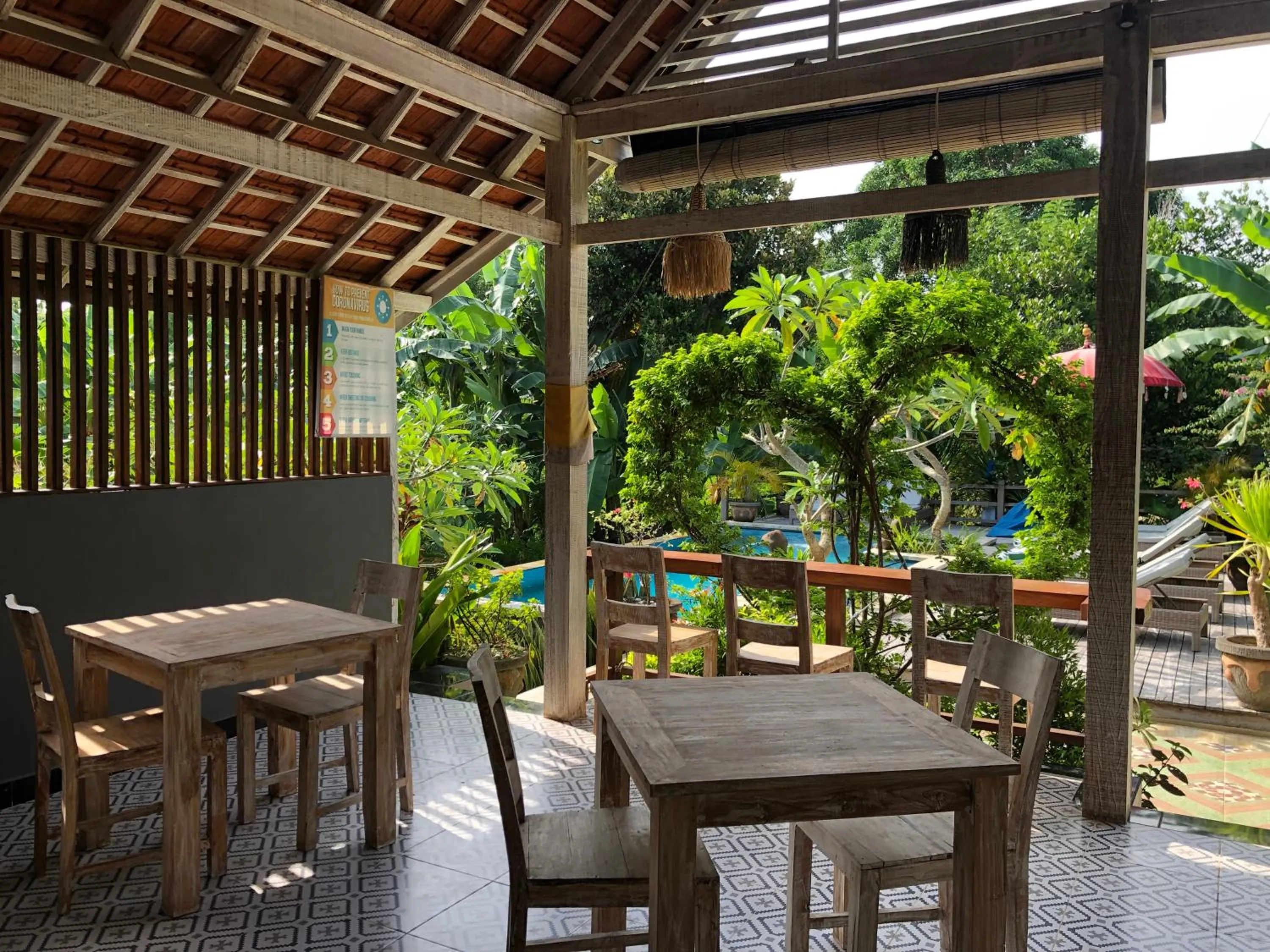 Restaurant/places to eat in Le Biu garden View