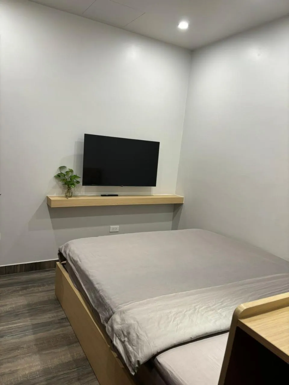 Bedroom, Bed in Lee Apartment & Hotel