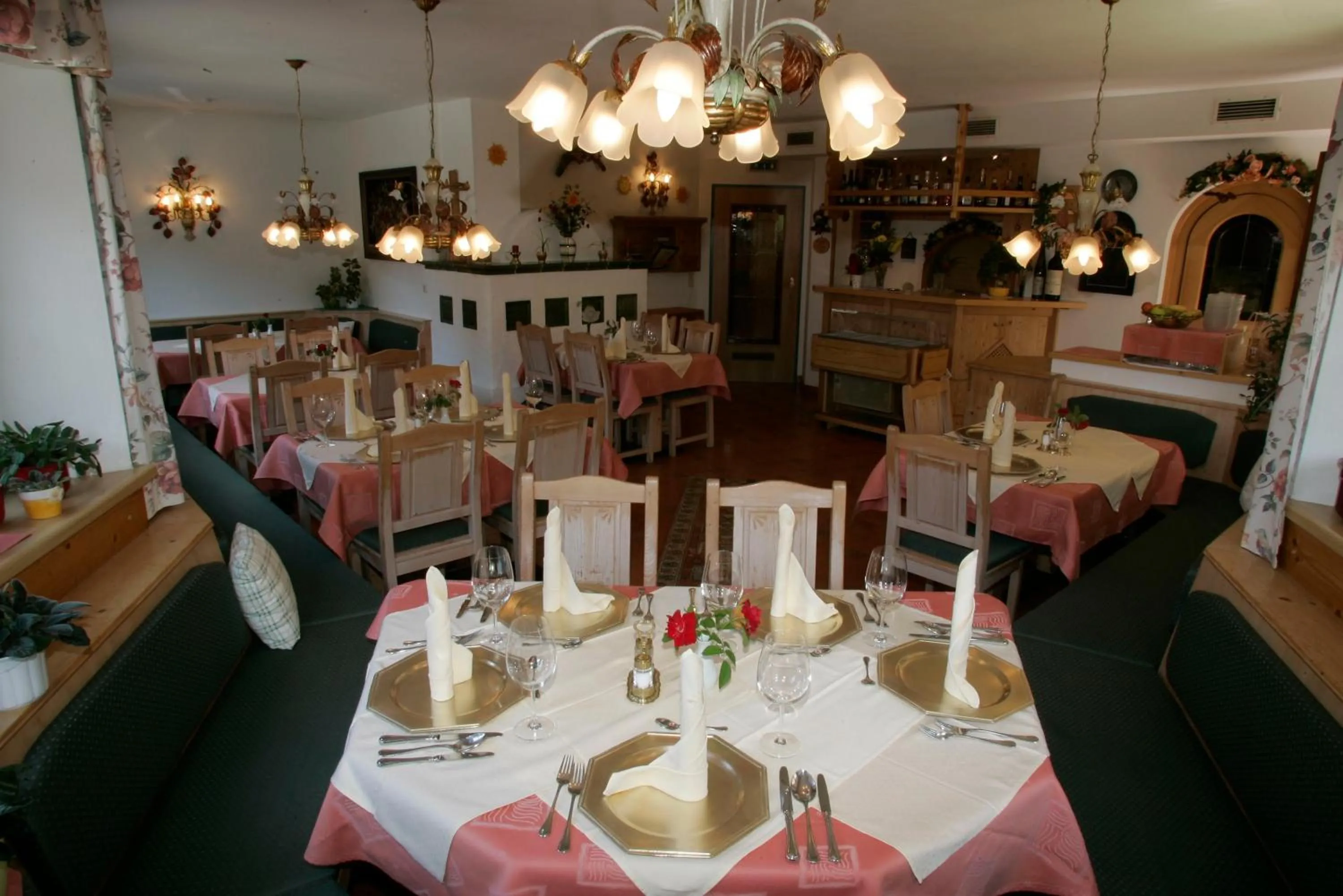 Restaurant/places to eat in Hotel Sonne