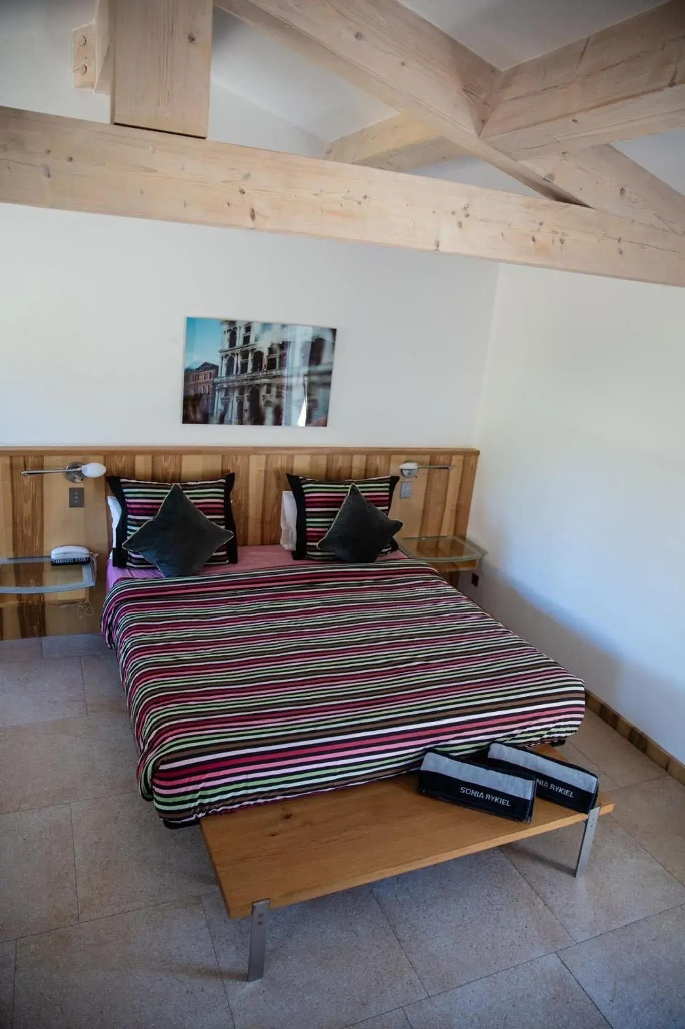 Bedroom, Bed in BASTIDE DE RAMATUELLE Bedroom, Bed in BASTIDE DE RAMATUELLE