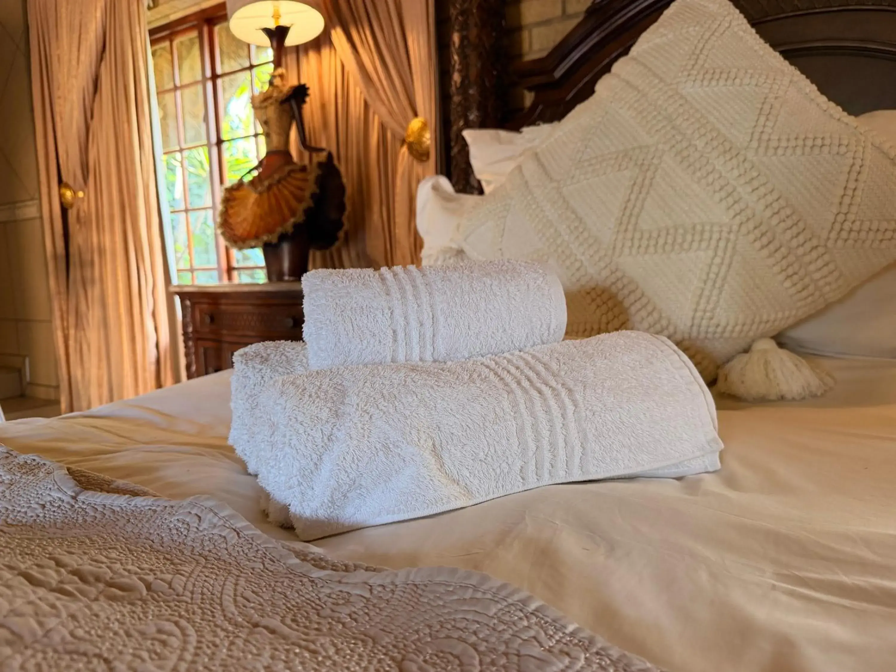 Deluxe King Room in Accommodation At Thabong Deluxe King Room in Accommodation At Thabong