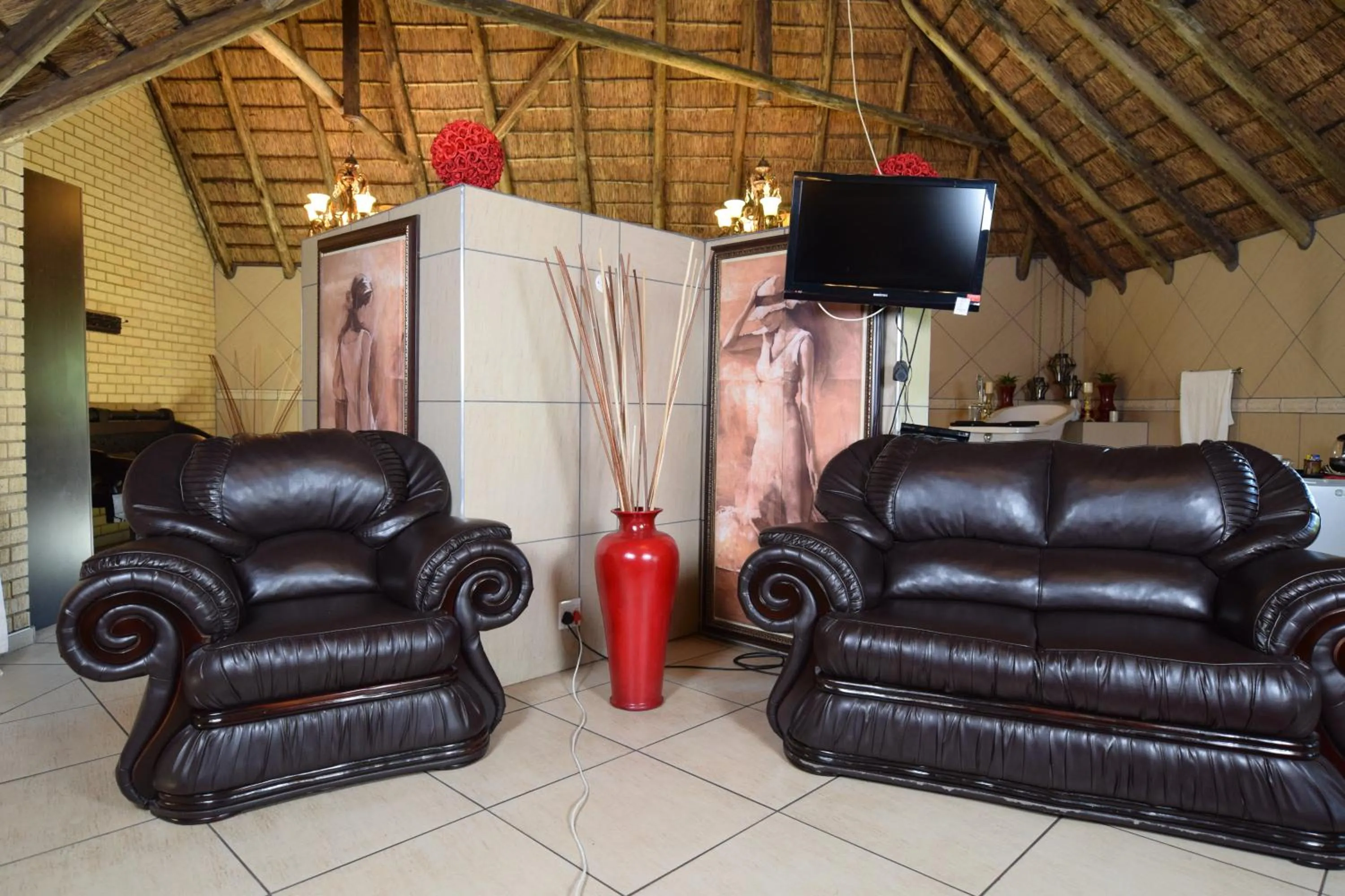Living room in Thabong Bed and Breakfast
