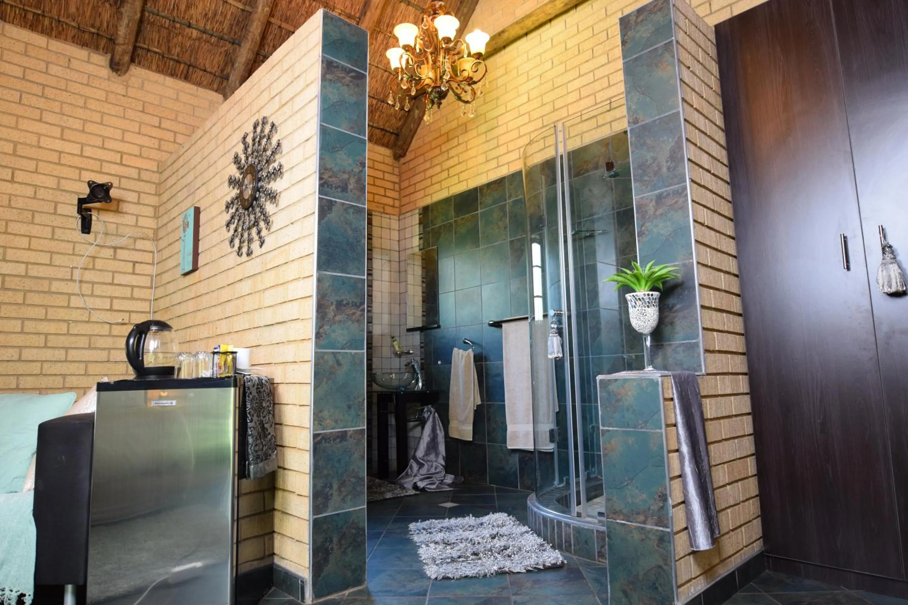 Bathroom in Thabong Bed and Breakfast