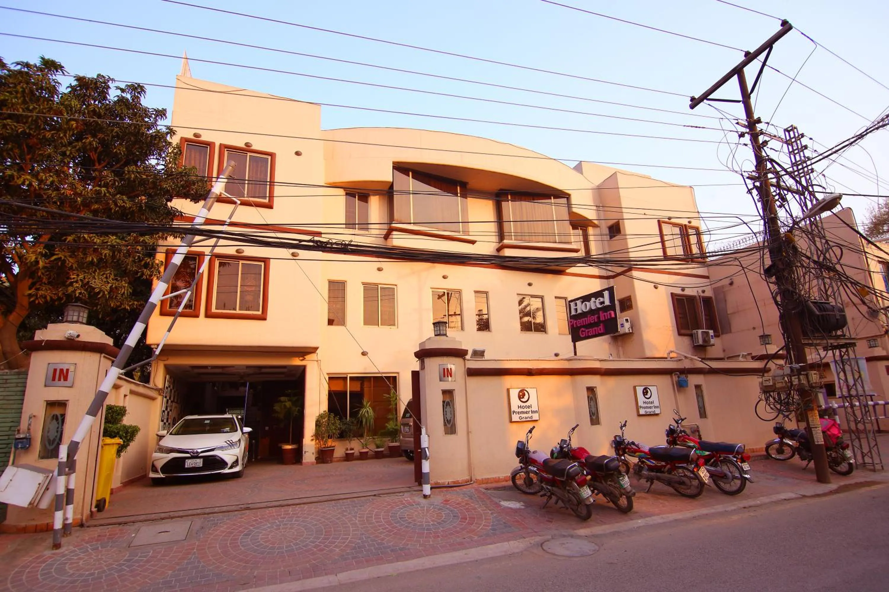 Property building in Premier Inn Grand Gulberg Lahore