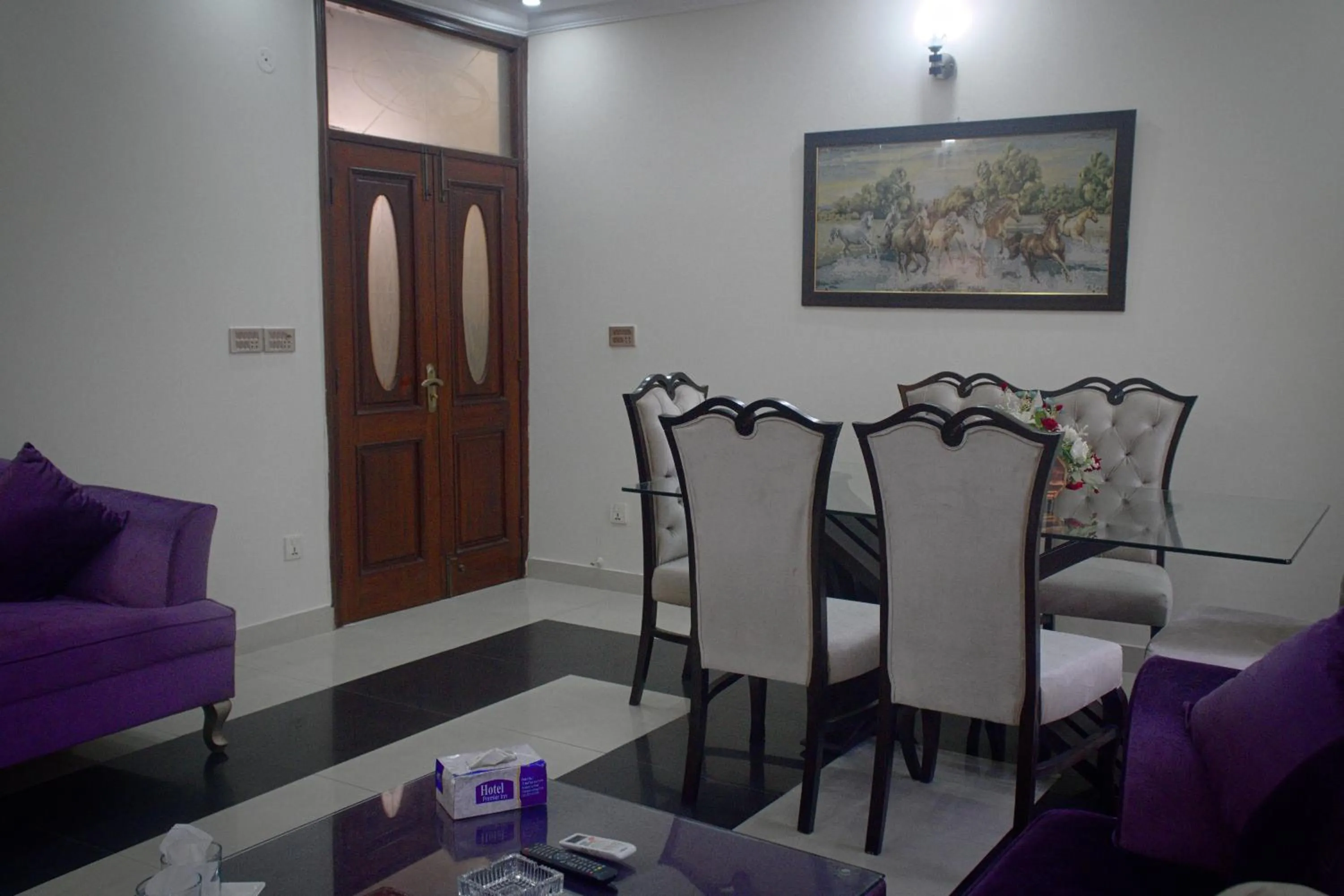 Dining area in Premier Inn Grand Gulberg Lahore