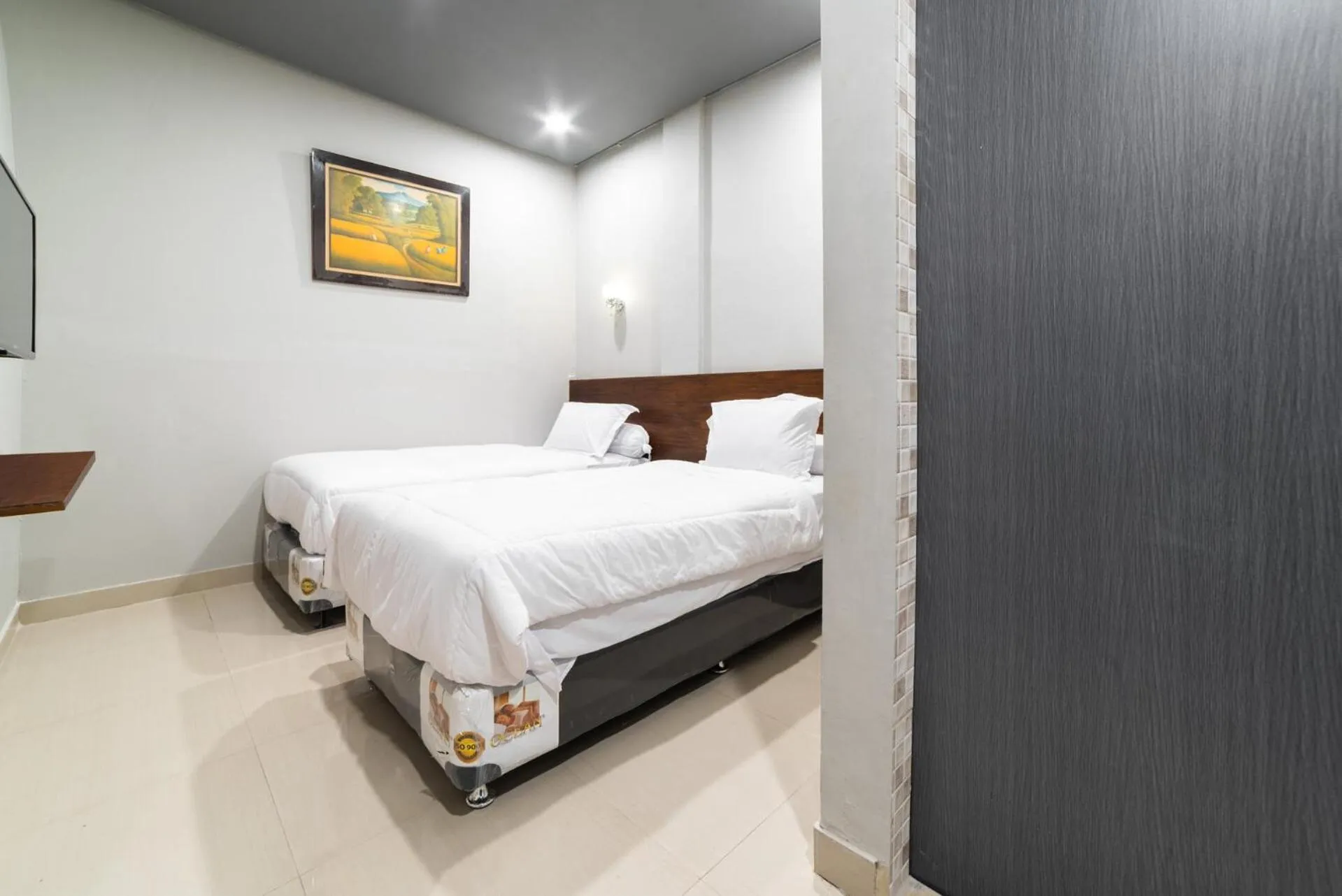 Bed in Glamour Hotel and Spa