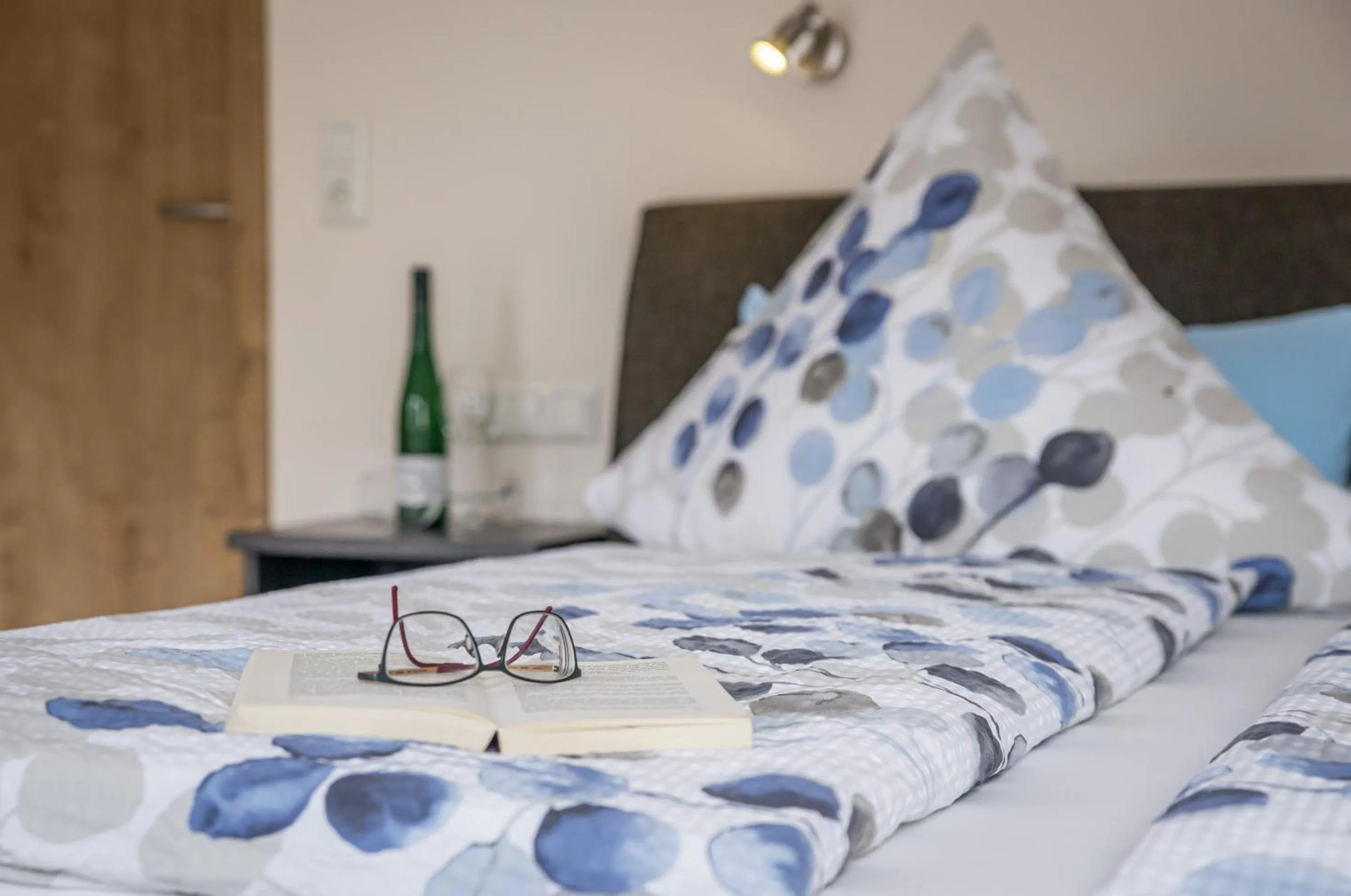 Bedroom, Bed in Landgasthof Winzerscheune