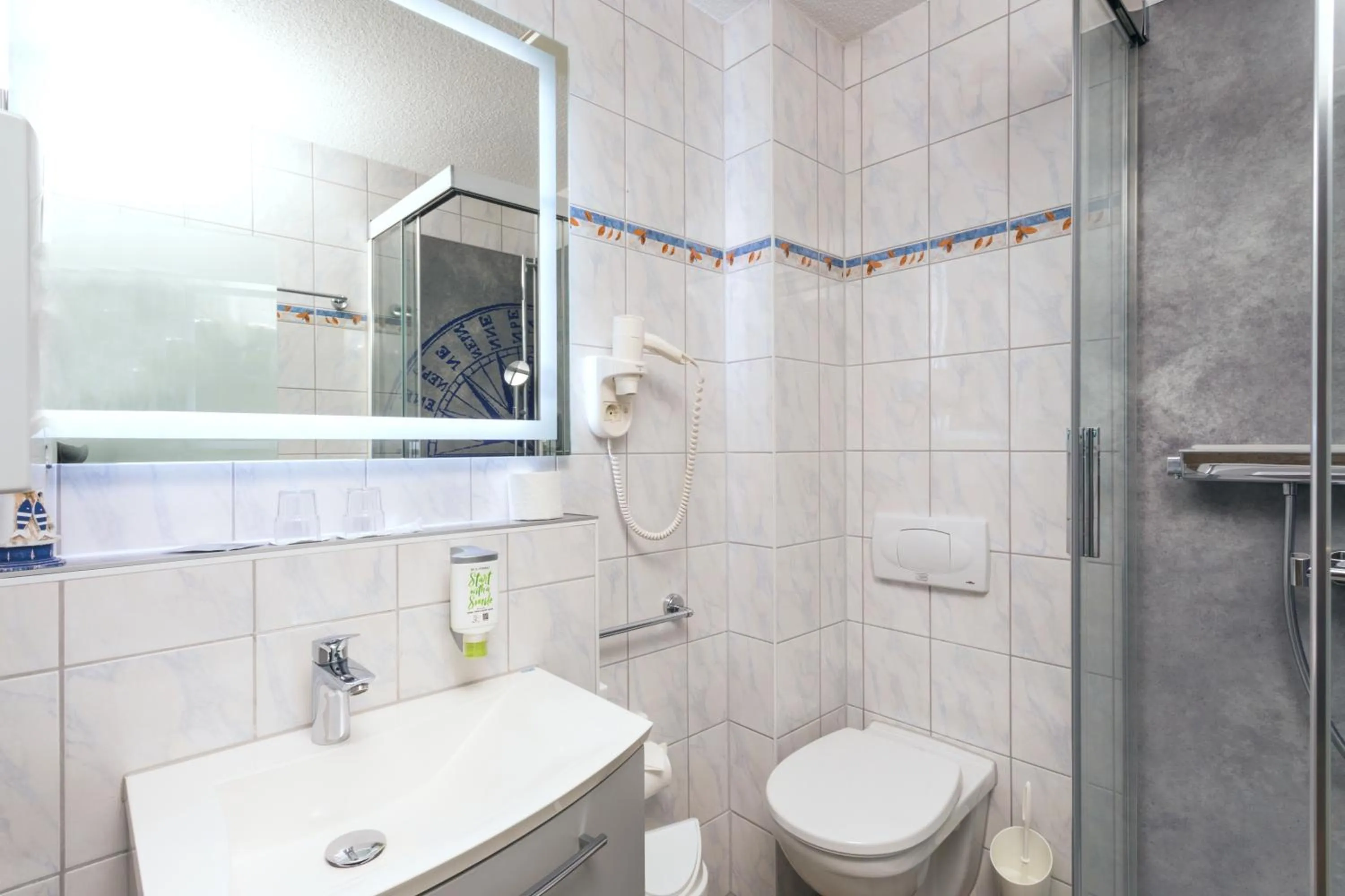 Shower in Hotel & Restaurant Hanse Kogge