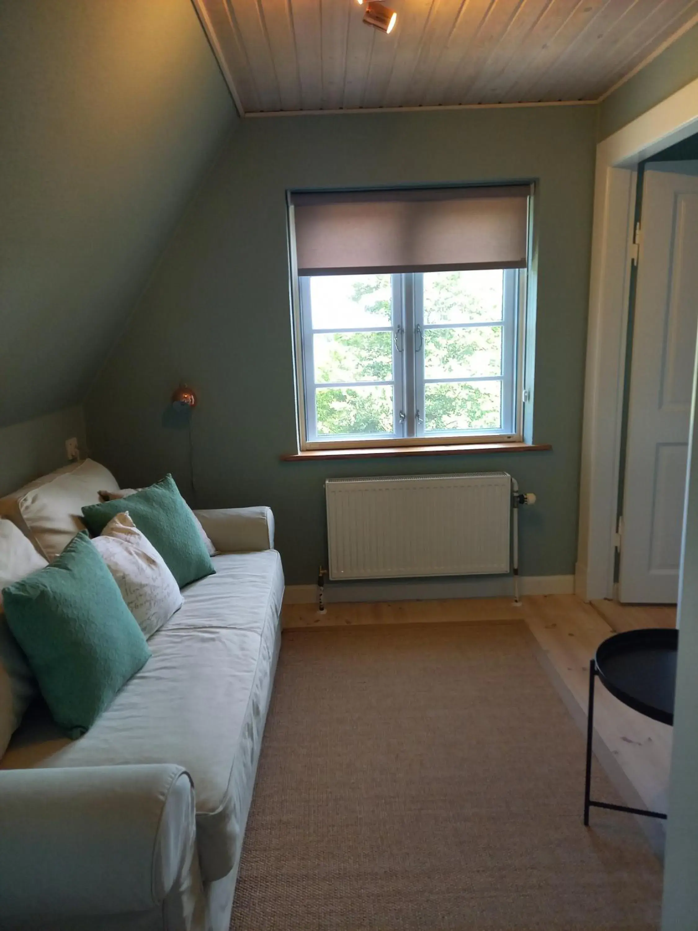 Double Room with Shared Bathroom in Bed & Kitchen „Den gamle Skole“ Nr. Sejerslev Double Room with Shared Bathroom in Bed & Kitchen „Den gamle Skole“ Nr. Sejerslev
