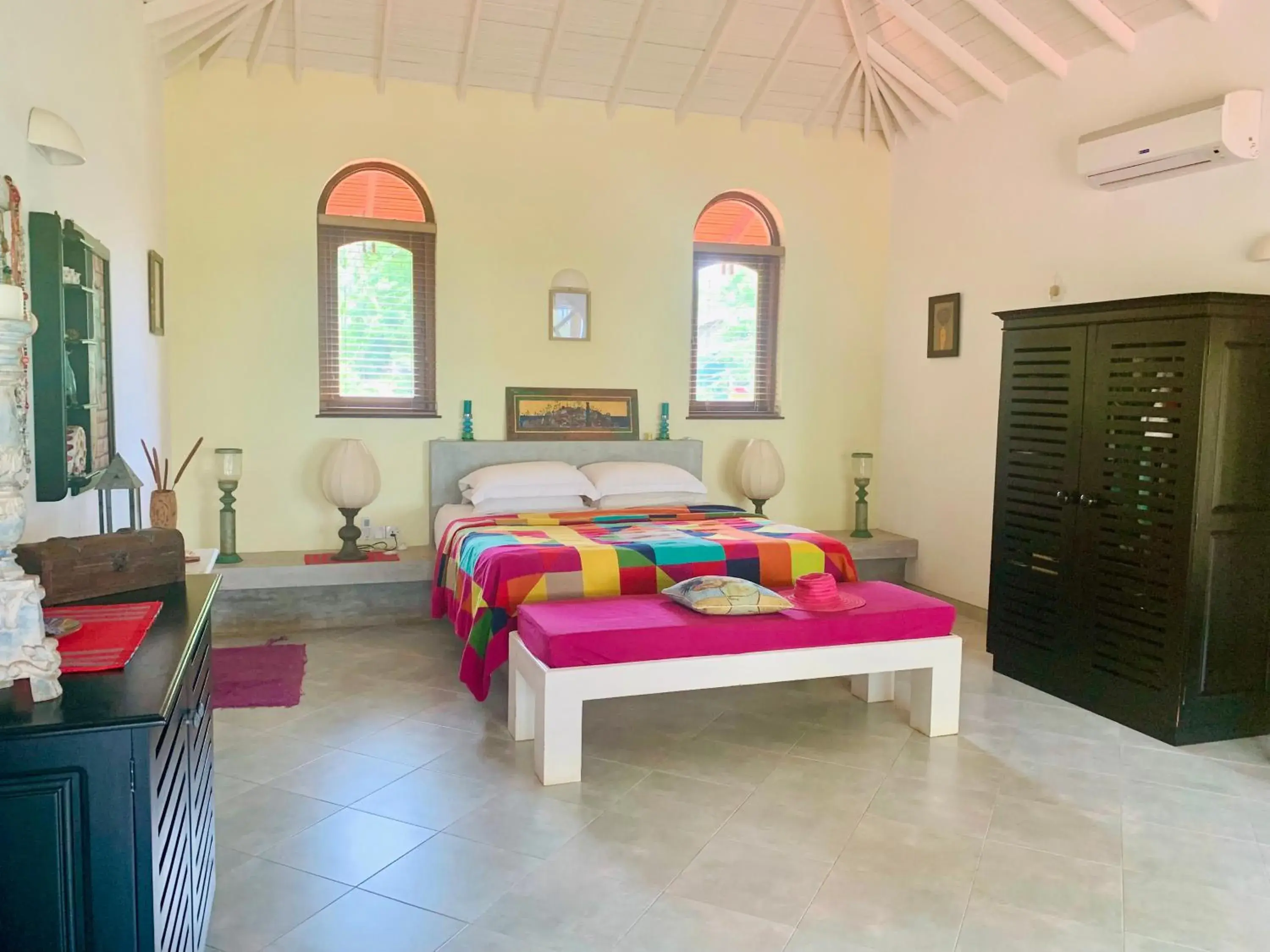 Family Suite with Balcony in Shangri-lanka Villa Family Suite with Balcony in Shangri-lanka Villa