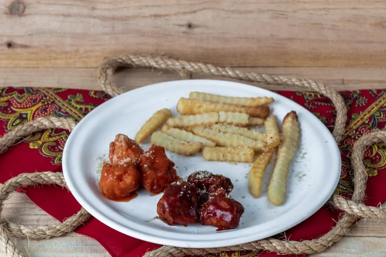 Food in HOTEL ESMERALDA