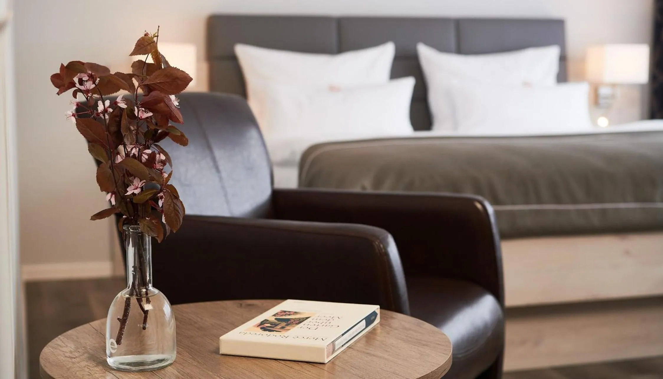 Photo of the whole room, Bed in R&R Strandhotel Baabe