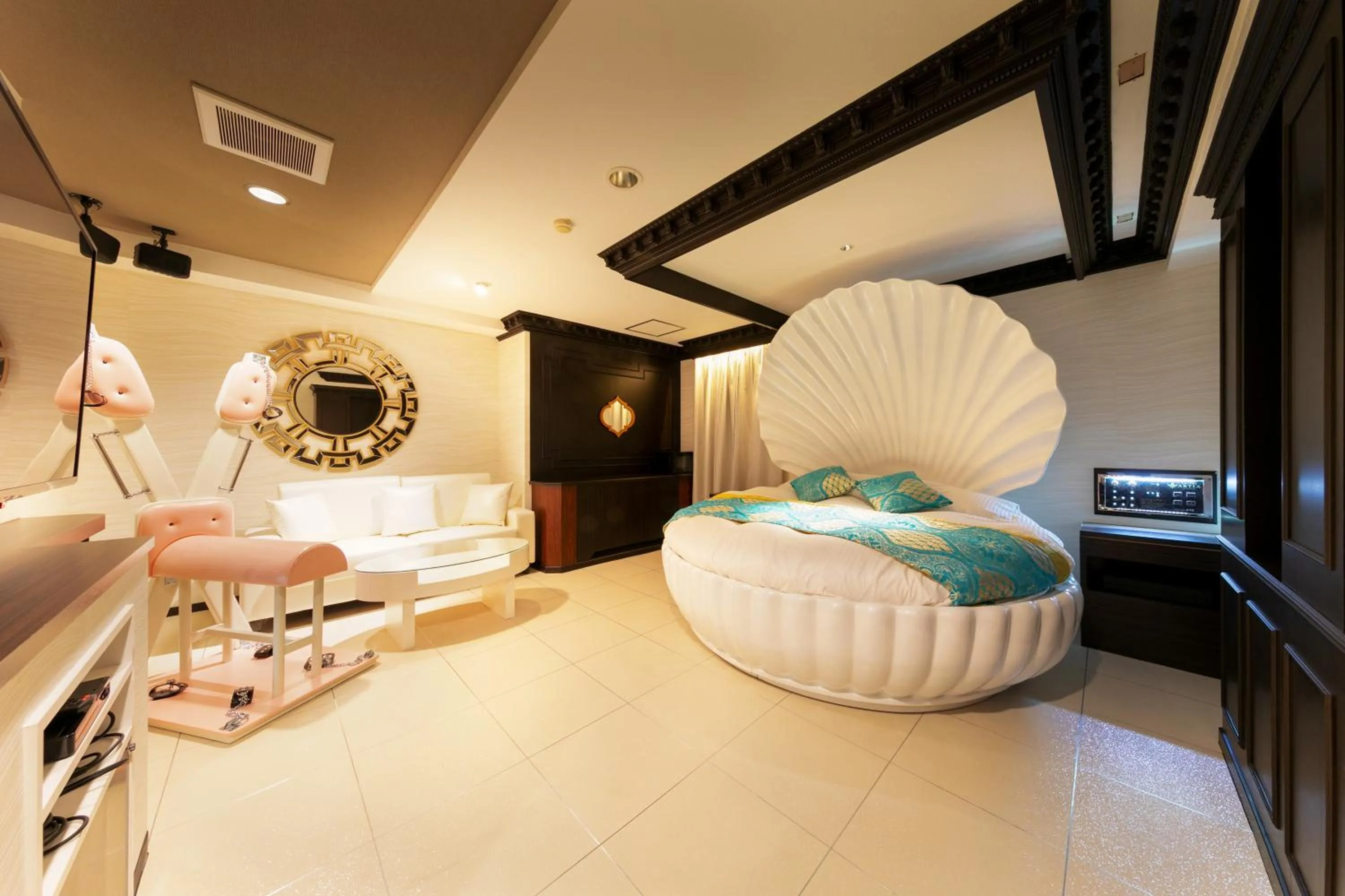 Bed in i RESORT ARTIA Sensual Gifu (Adult Only)