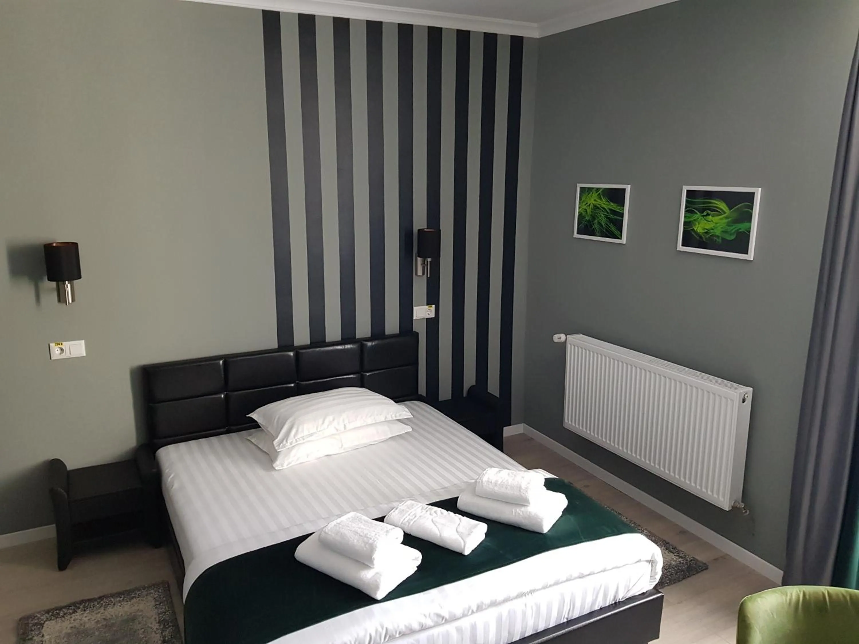 Bed in Resita Residence