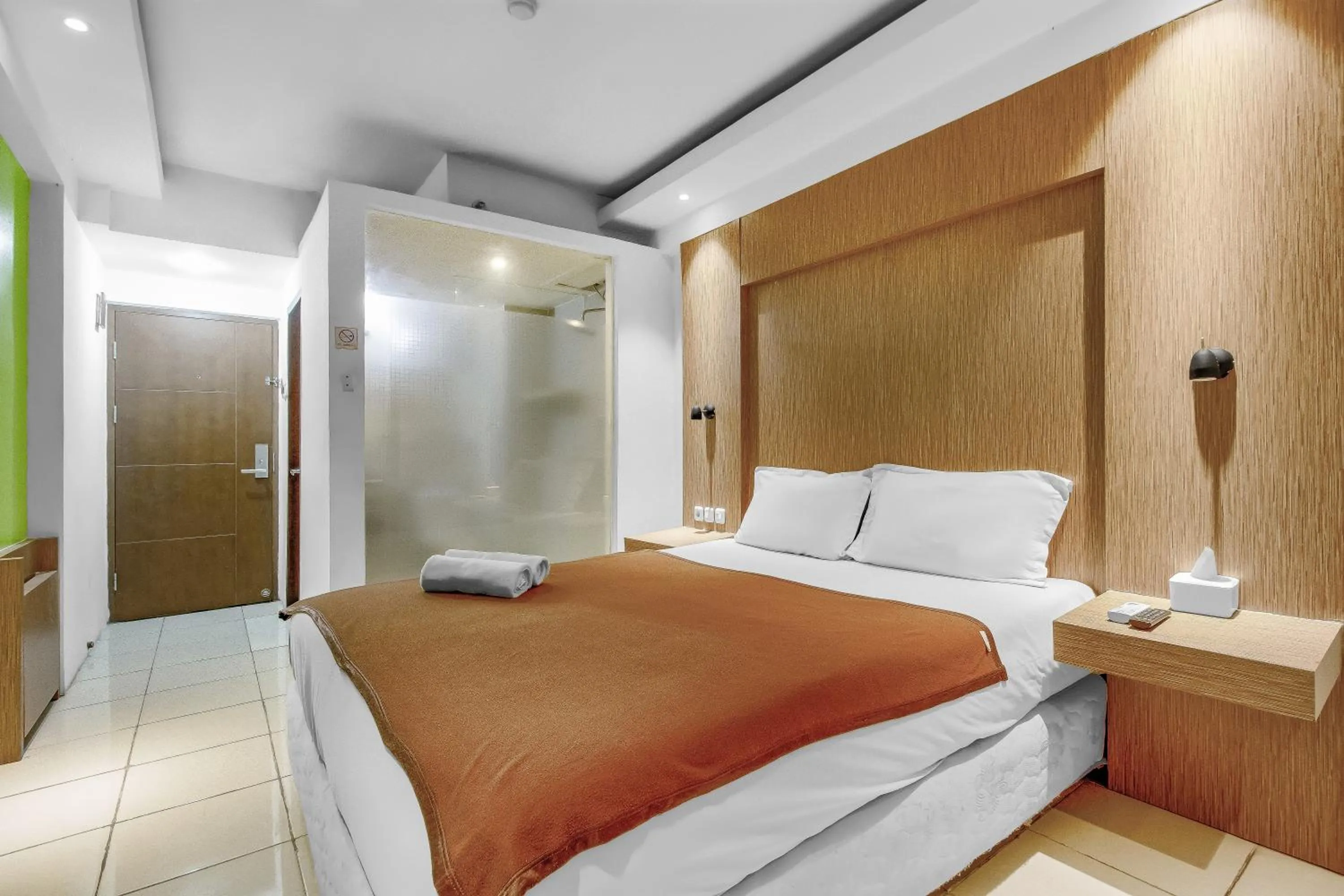 Photo of the whole room, Bed in Skyland Bogor Valley Apartments