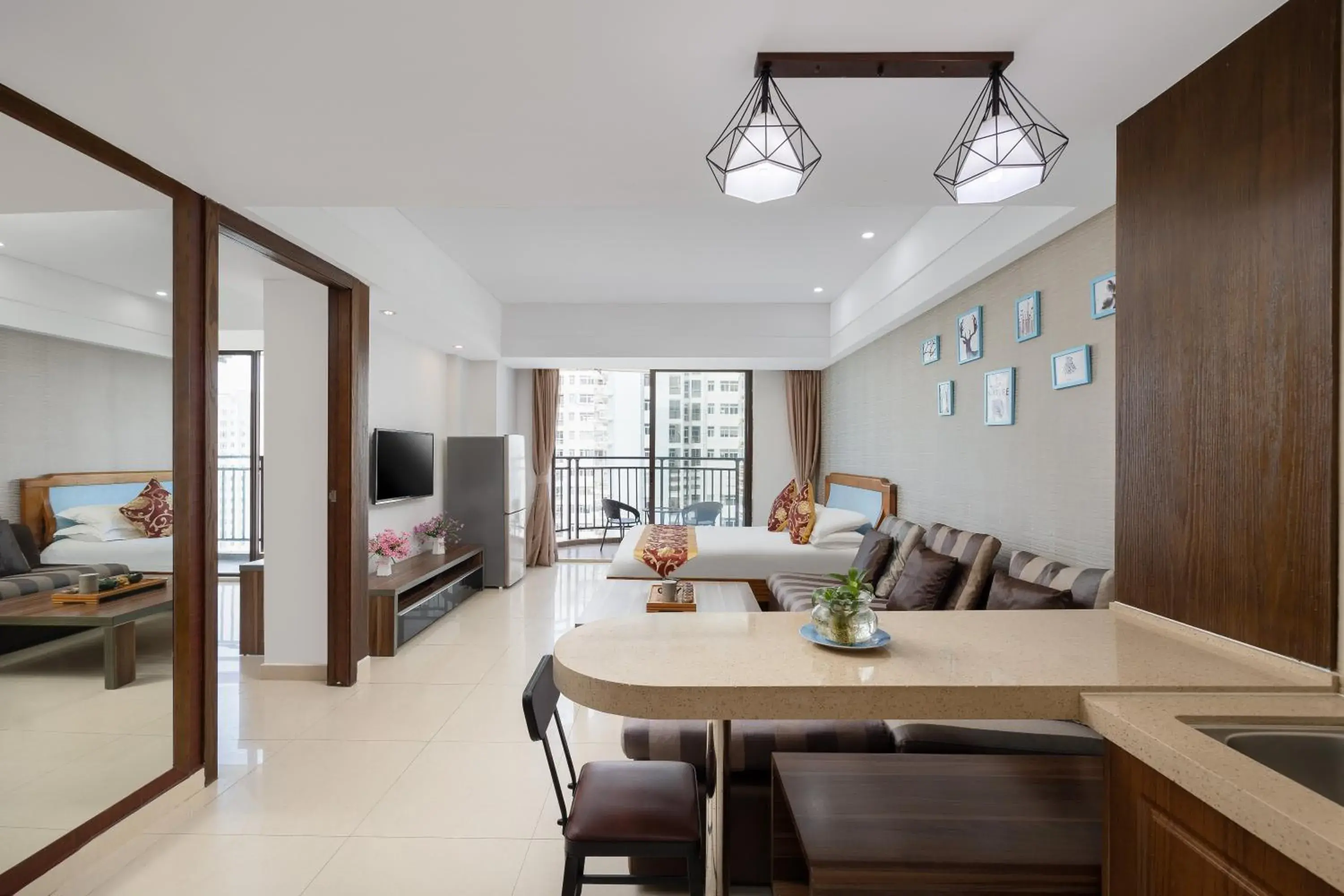 Family Room with Side Sea View in Sanya Sun and Sea Gueshouse Family Room with Side Sea View in Sanya Sun and Sea Gueshouse