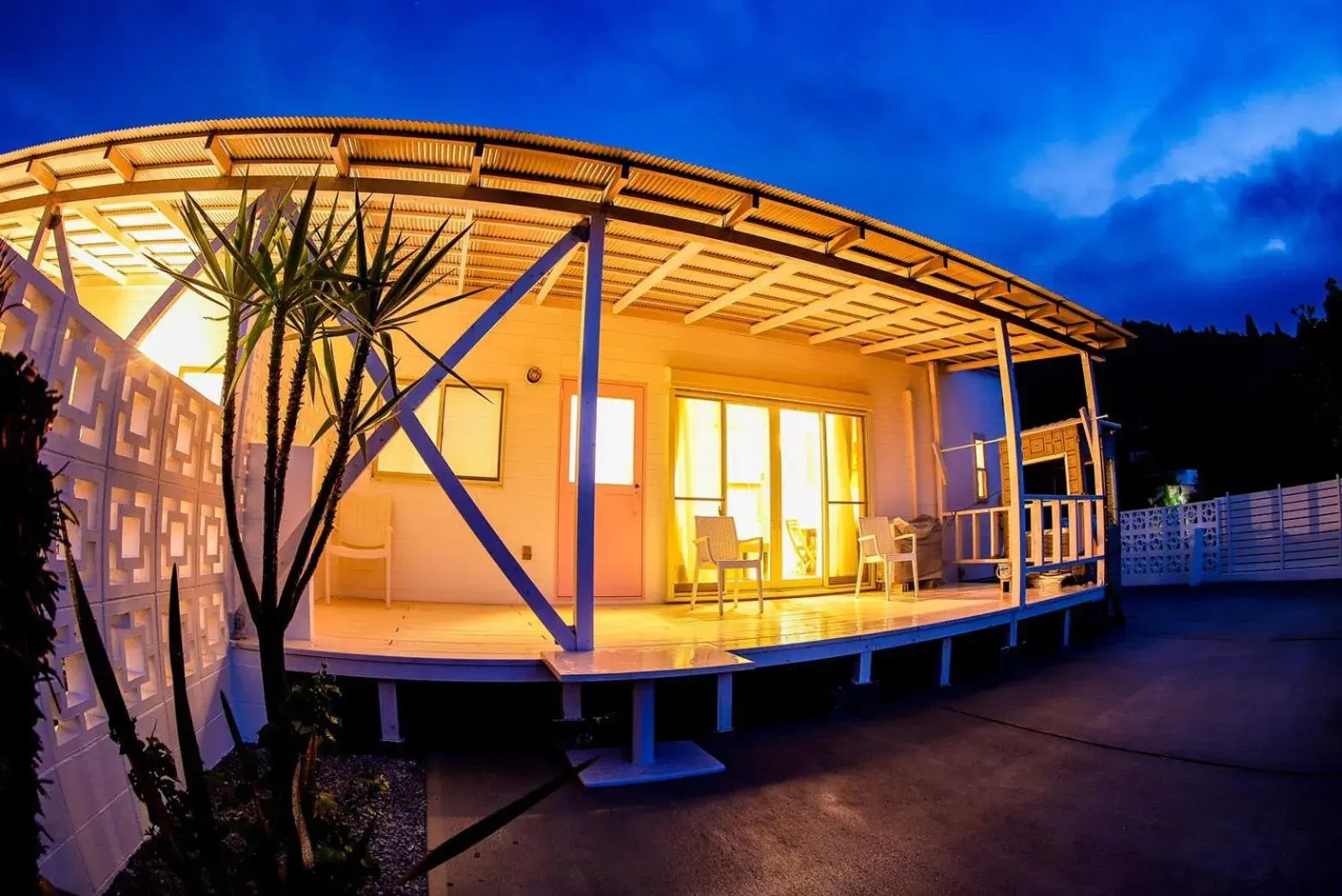 SHIRAHAMA BEACH GARDEN SHIRAHAMA BEACH GARDEN