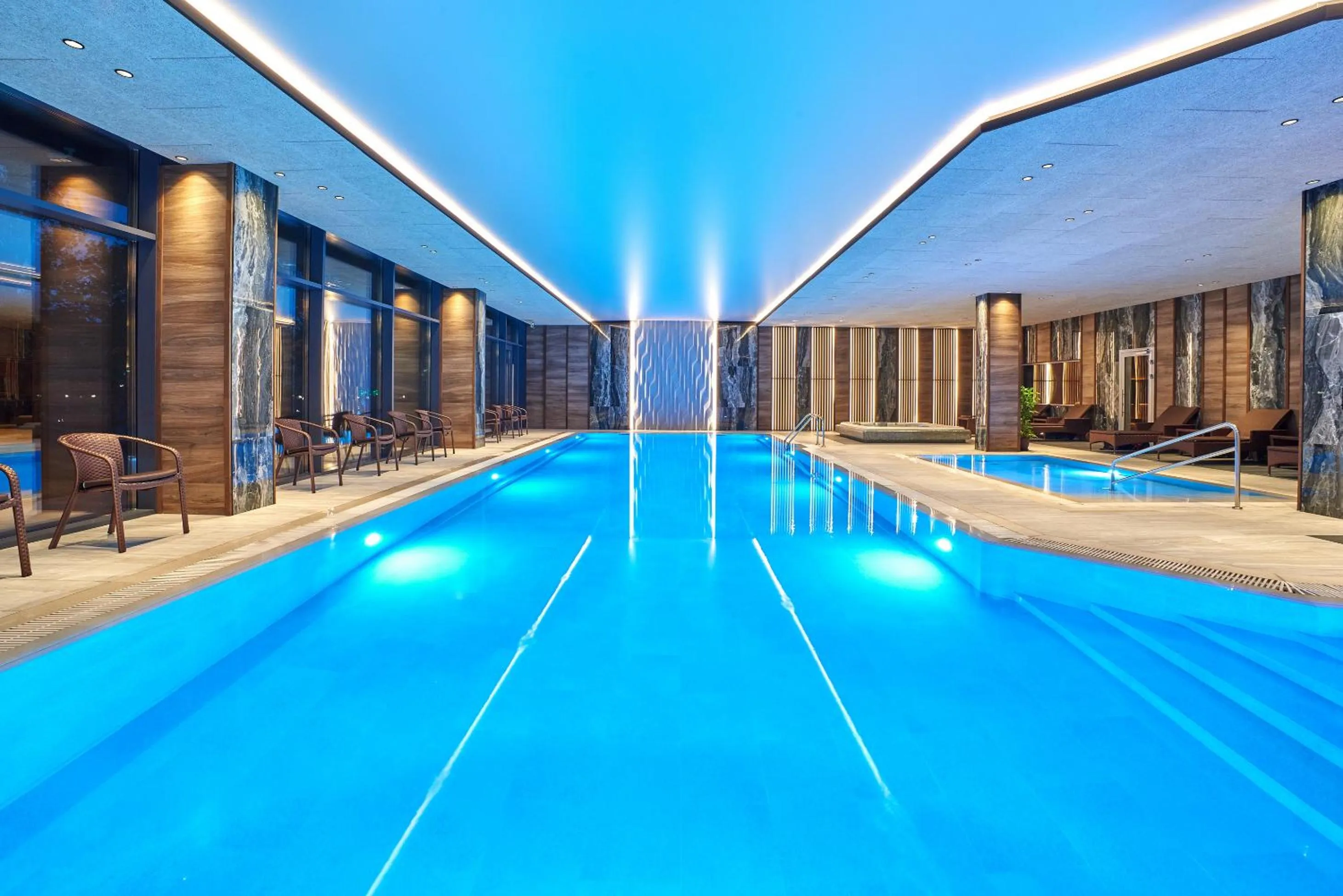 Swimming pool in Premier Hotel Odesa