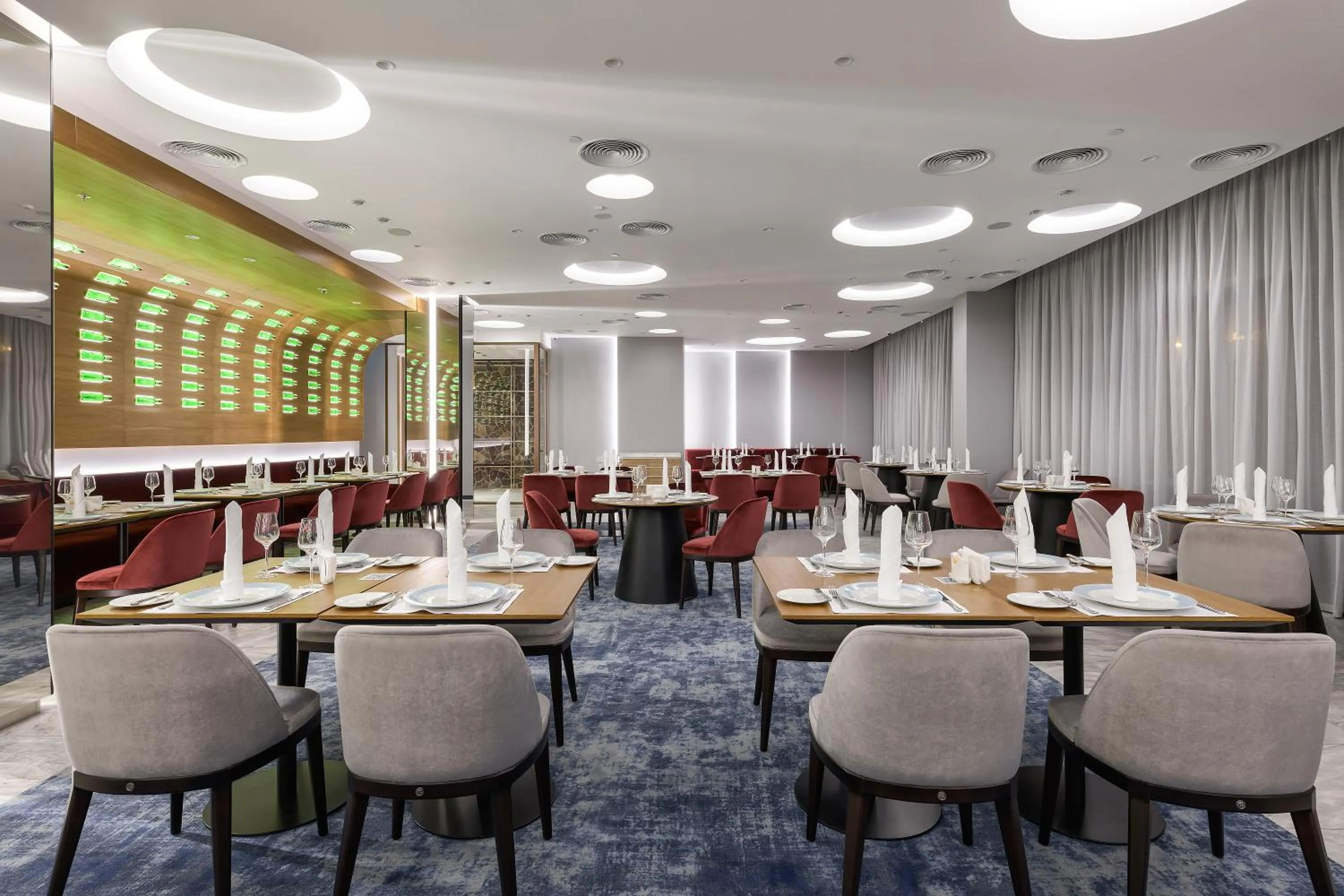 Restaurant/places to eat in Premier Hotel Odesa