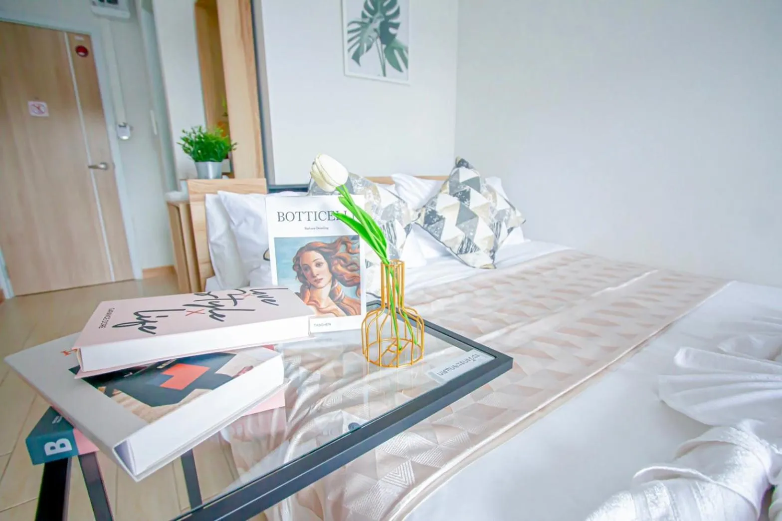 Coffee/tea facilities, Bed in ATC Residence